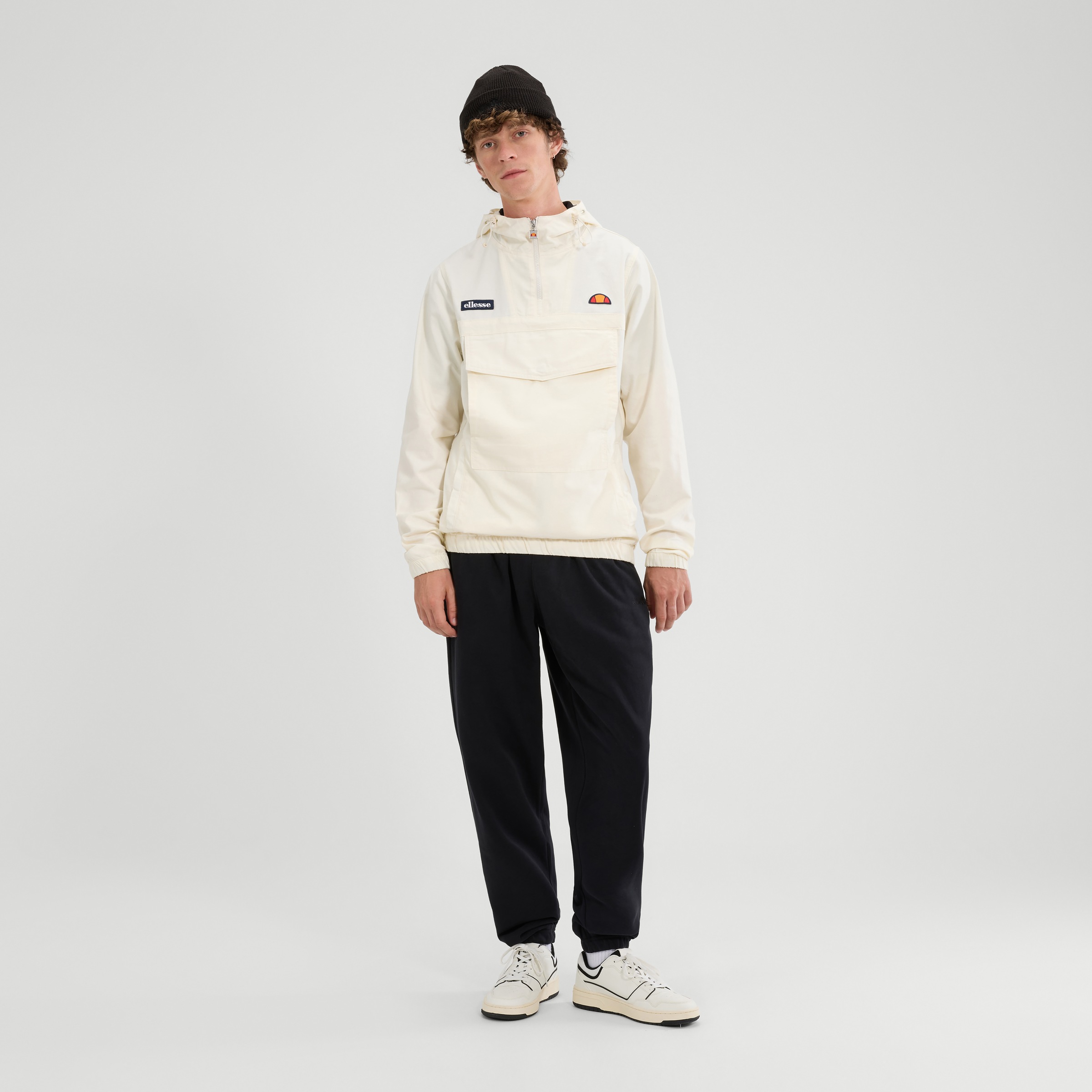 Ellesse Windbreaker leichtes Material, auch in großen Größen