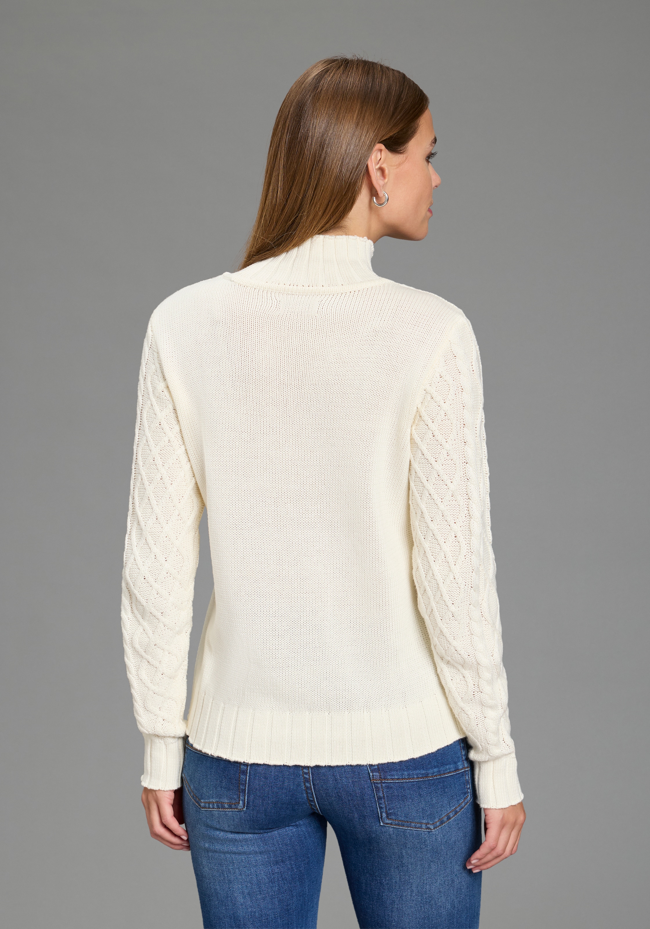 AJC Strickpullover mit modischem Zopfmuster und Stehkragen