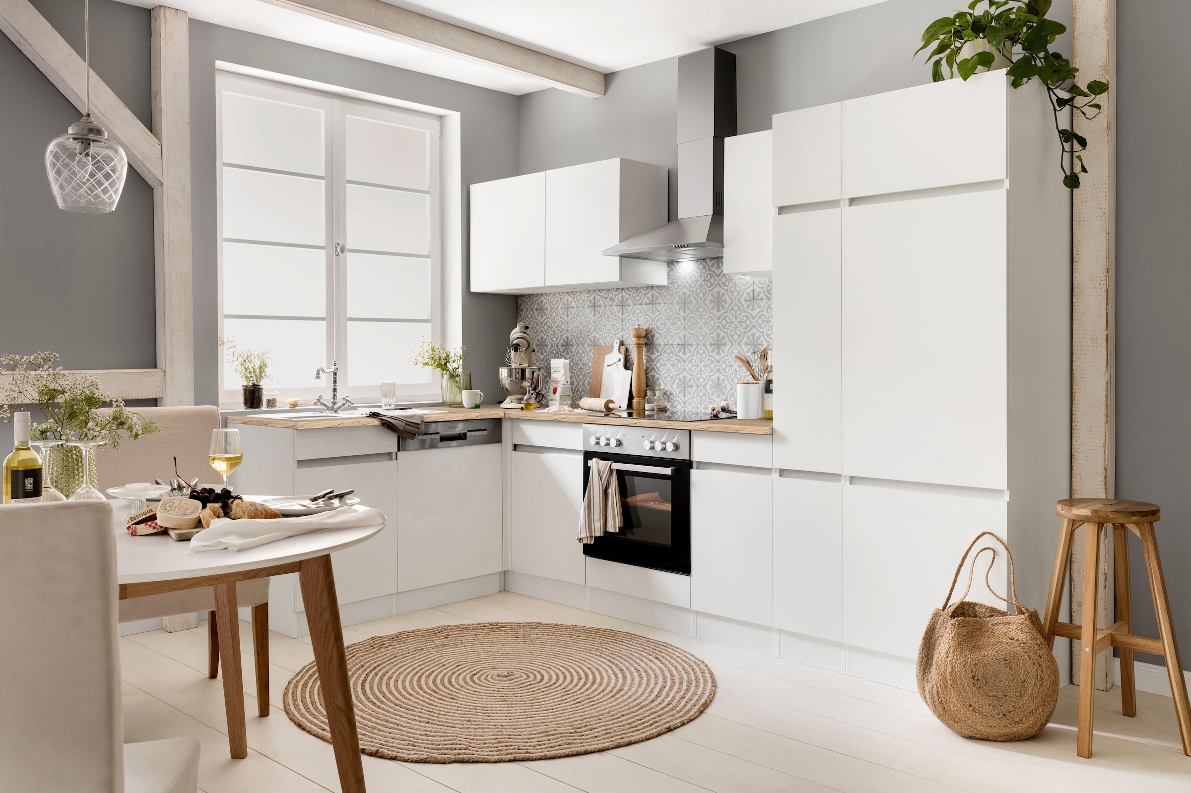 OPTIFIT Winkelküche »Roth« Stellmaße 300x175 cm, wahlweise mit E-Geräten, mit Apothekerschrank