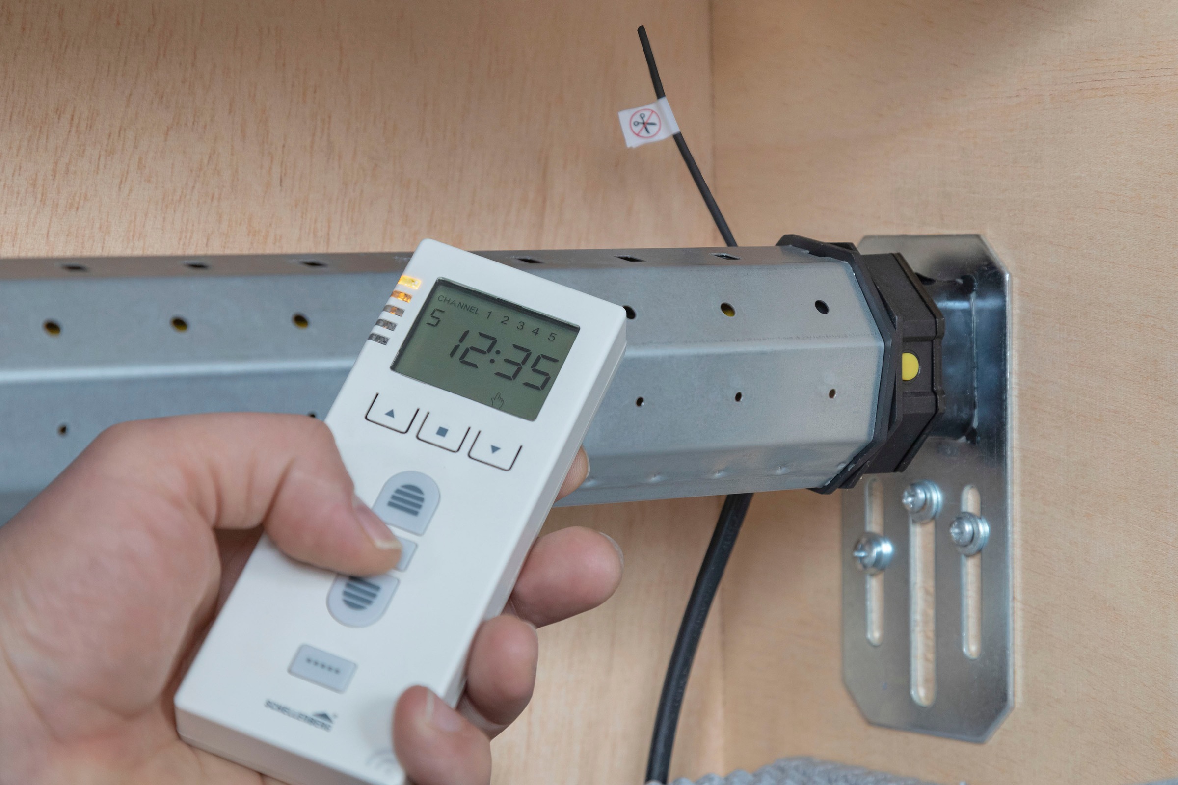 SCHELLENBERG Rollladenmotor »Premium, Rohrmotor mit Funk Endlageneinstellung«, geeignet für 40 mm Rollladenwellen, Mini, 6 Nm, Zugkraft 15 kg