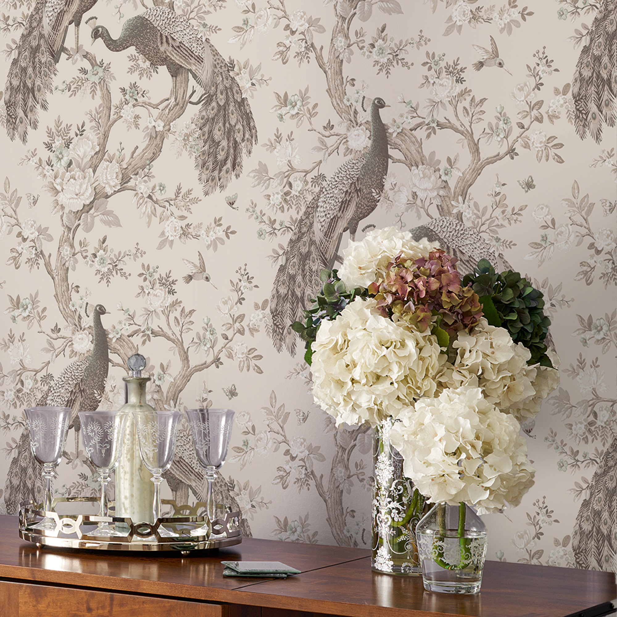 LAURA ASHLEY Vliestapete »Belvedere« FSC® zertifiziert, mit lebhaftem Druck, 10 Meter Länge