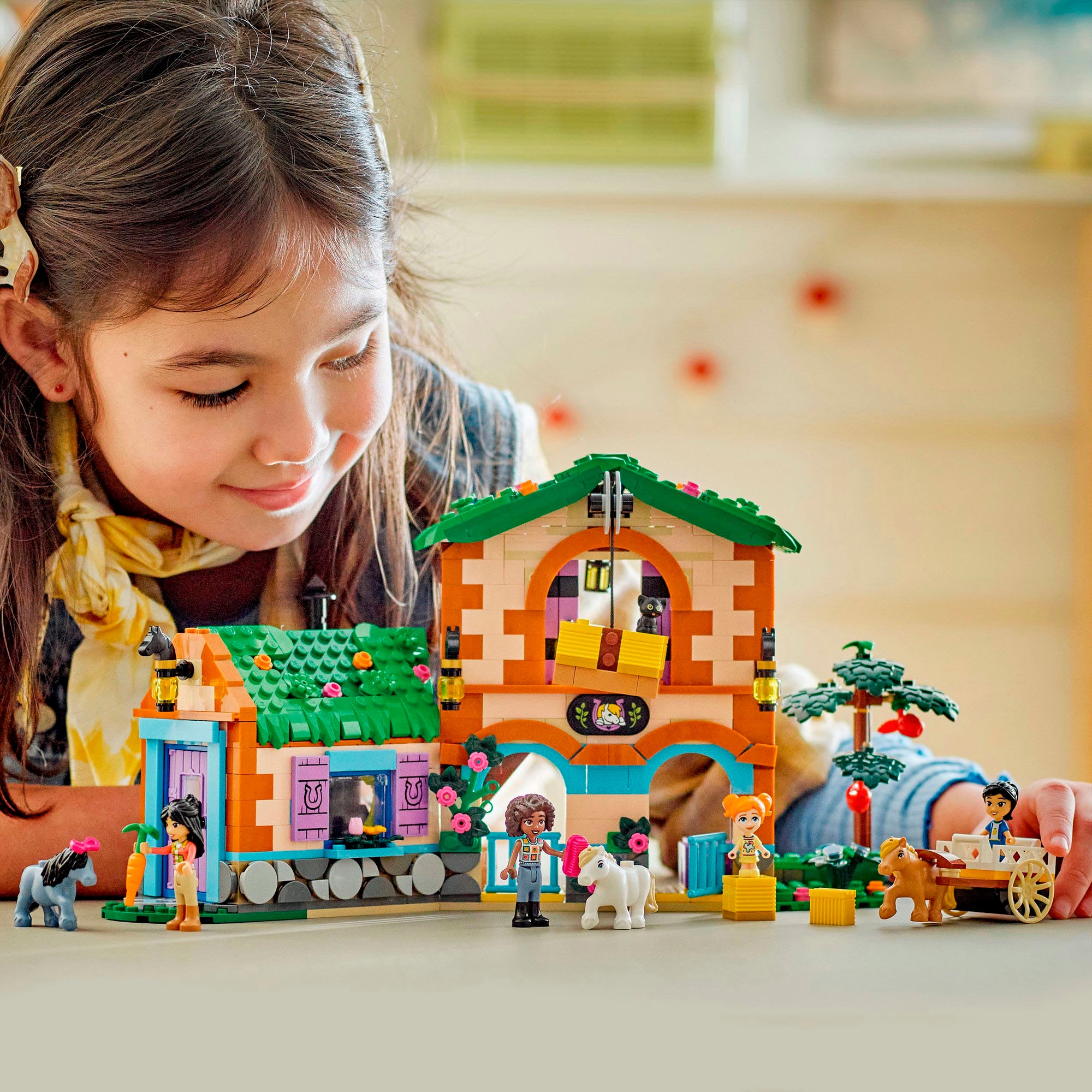 LEGO® Konstruktionsspielsteine »Ponyhof & Stall (42654), LEGO Friends«, (727 St.), Made in Europe