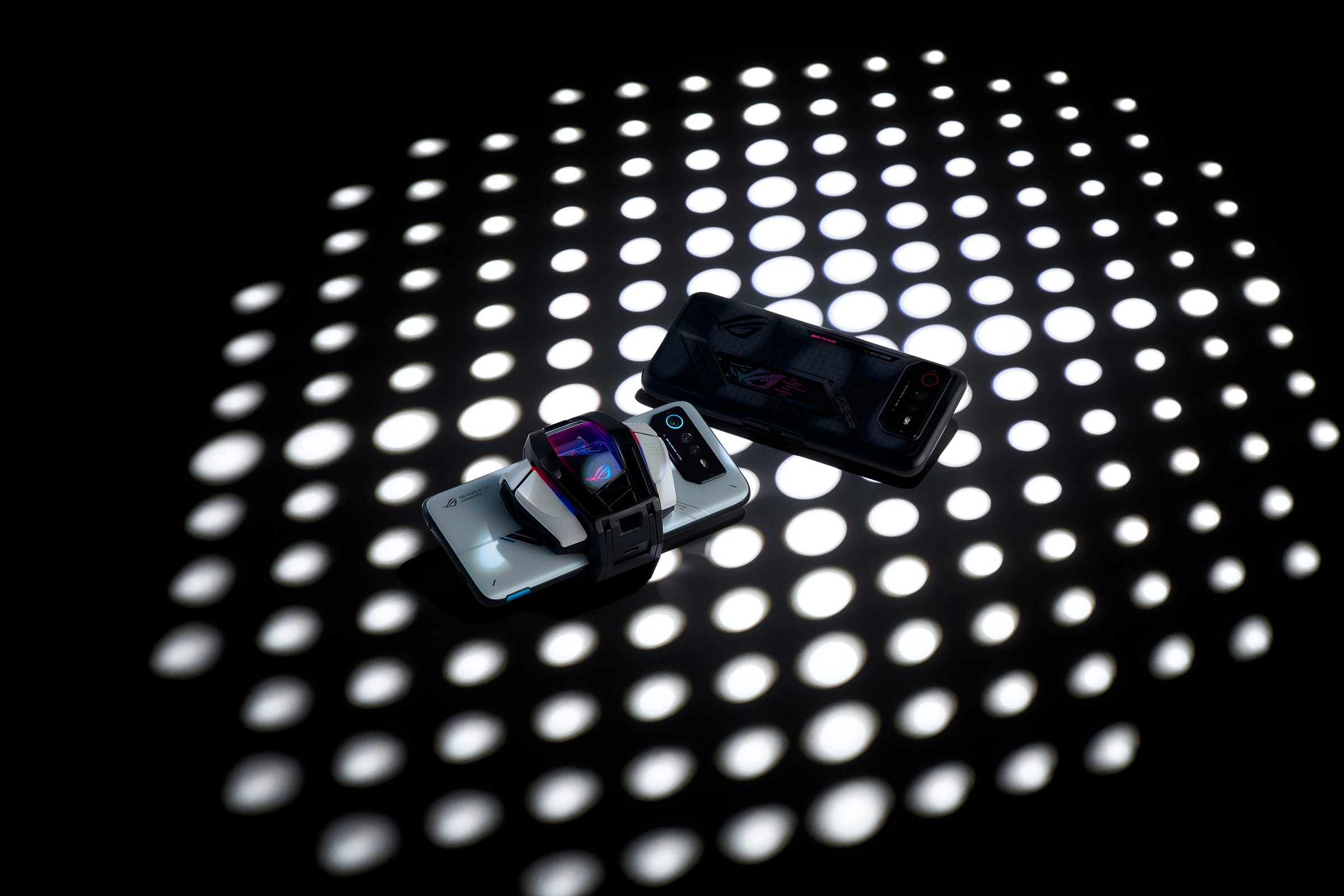 12. Bild von Asus Smartphone »ROG Phone 6«, Phantom Black, 17,22 cm/6,78 Zoll, 50 MP Kamera