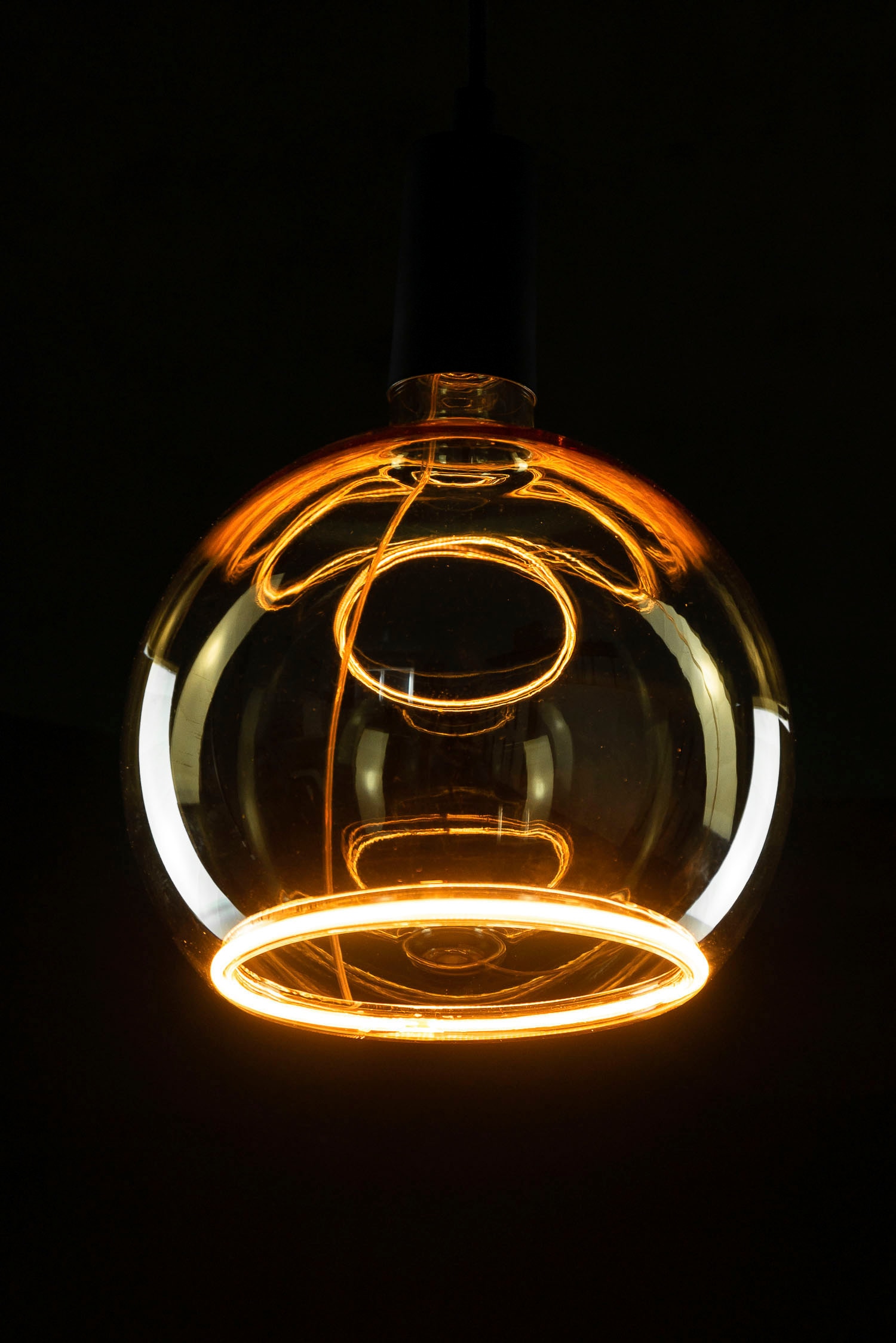 SEGULA LED-Leuchtmittel »LED Floating Globe 150 gold«, E27, 1 St., Extra-Warmweiß, LED Floating Globe 150 gold, E27, 4,5W, CRI 90, dimmbar