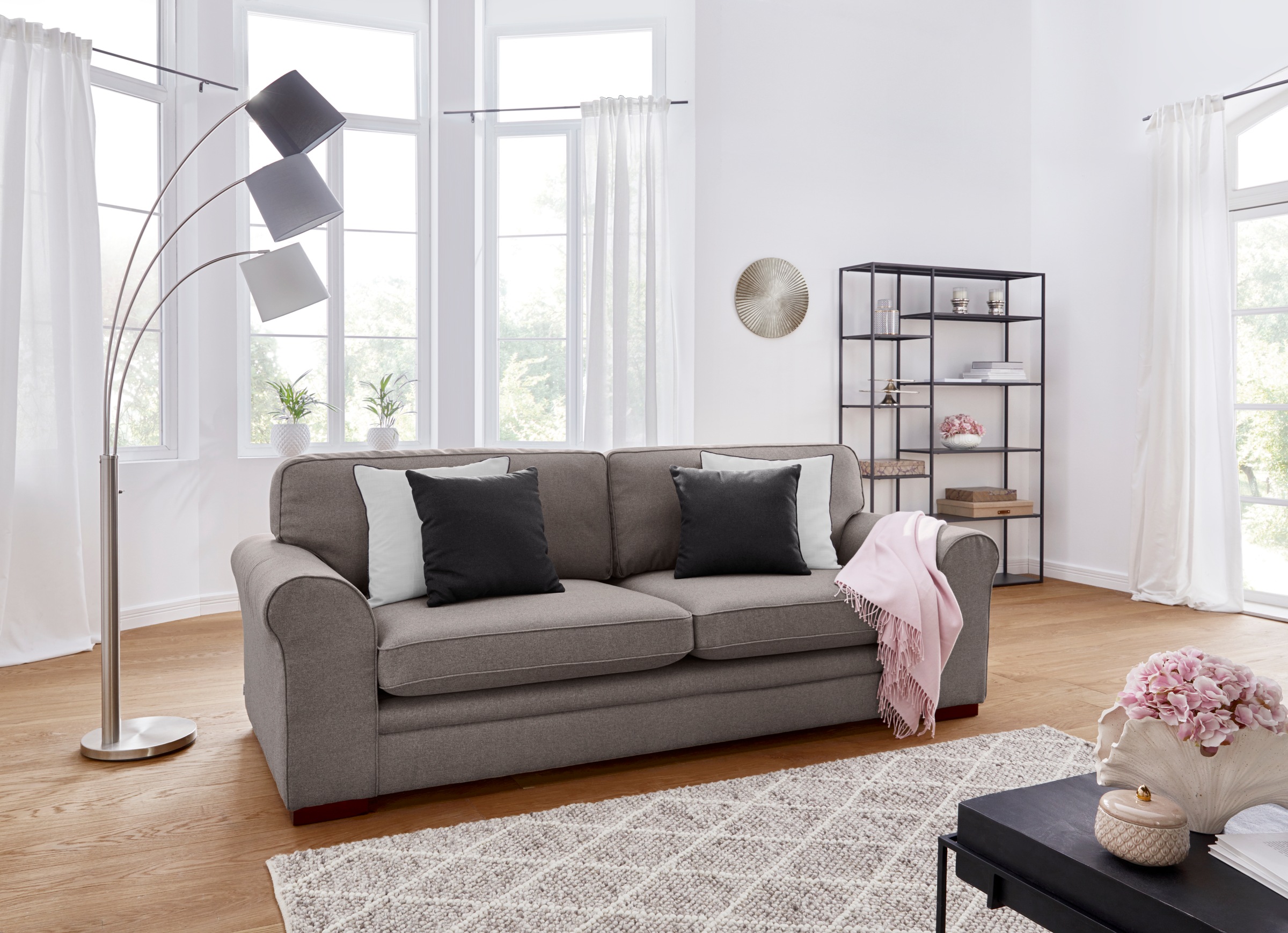 Home affaire 3-Sitzer »Broughton«, weicher Sitzkomfort, incl. 2 Zierkissen, Keder