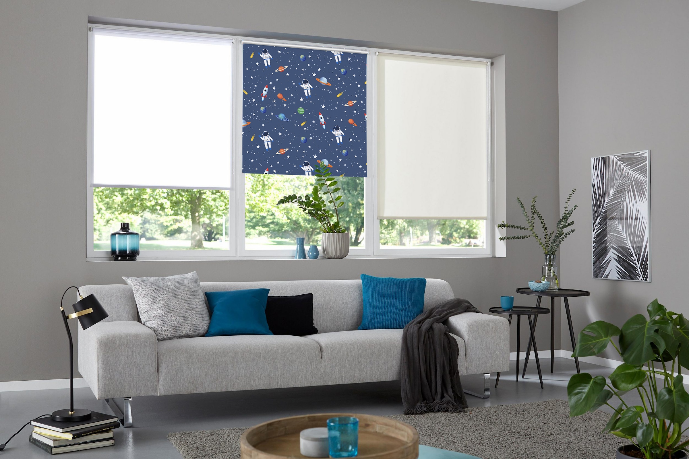 Lüttenhütt Rollo »ASTRONAUT«, verdunkelnd, Blendschutz-Sichtschutz-Verdunkelung, ohne Bohren, freihängend, Fixmaß, Klemmfix, Astronaut, Kinderrollo -NEUHEIT!