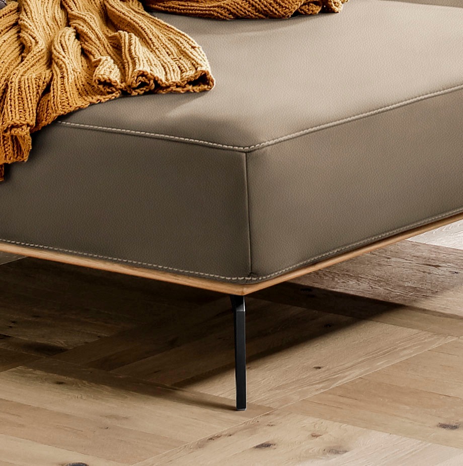 W.SCHILLIG Ecksofa »run, Designsofa mit tollem Sitzkomfort, bequem, L-Form«, mit Holzsockel, Füße in Schwarz pulverbeschichtet, Breite 299 cm