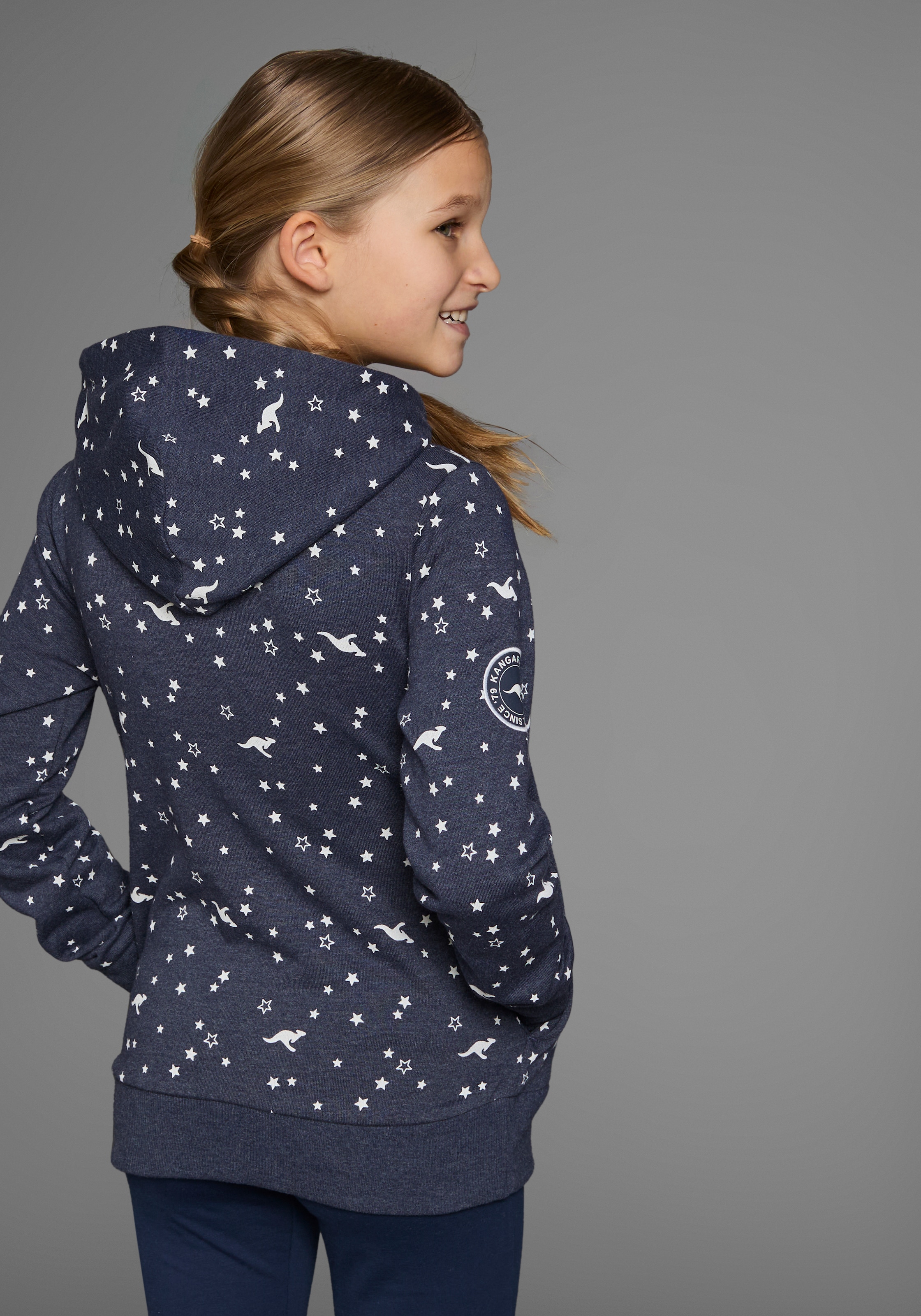 KangaROOS Kapuzensweatshirt, Langarm, bedruckt, mit Kapuze, aus Baumwollmischung