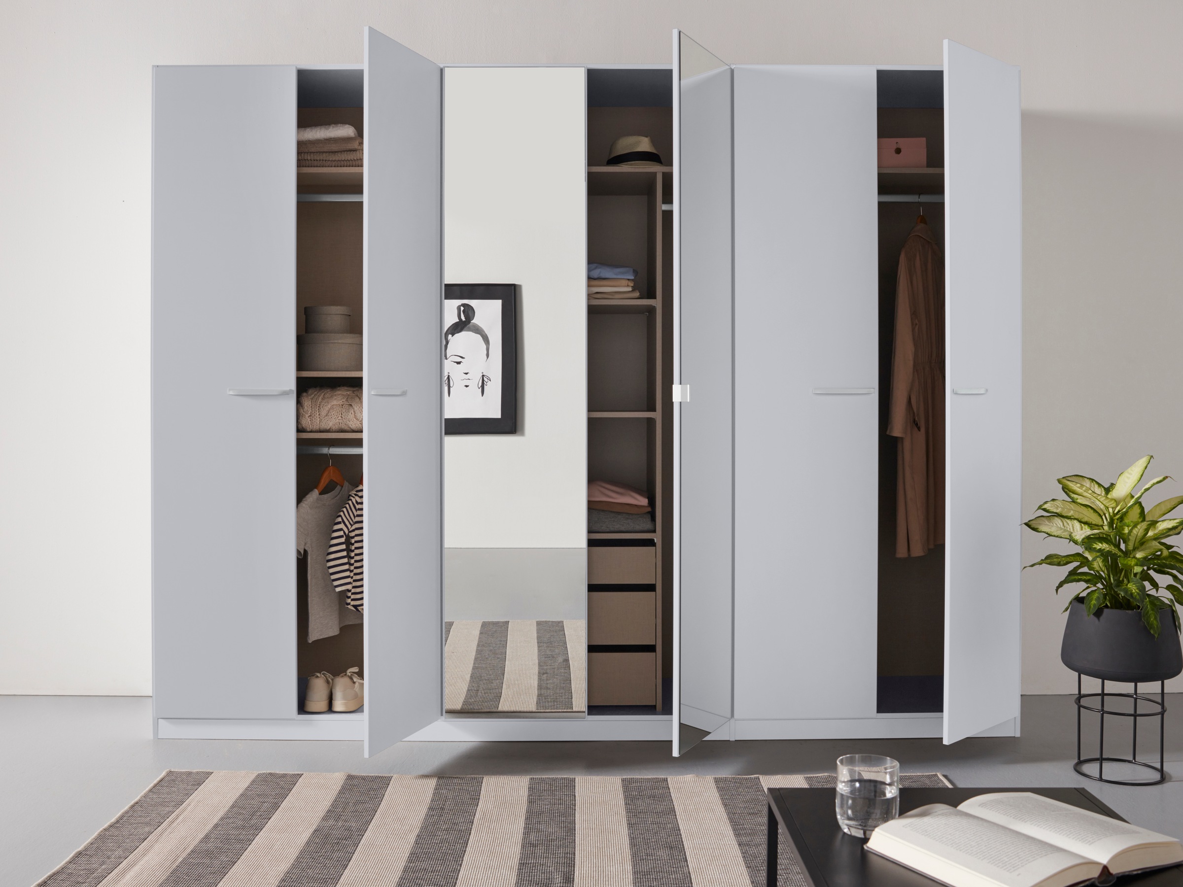 rauch Drehtürenschrank »Kleiderschrank Schrank Garderobe TOPSELLER OTELI inkl. Inneneinteilung«, (erhältlich in Breiten 91-360 cm, ab Breite 136cm inkl. Innenschubladen), mit zusätzlichen Einlegeböden, optional mit Spiegel MADE IN GERMANY