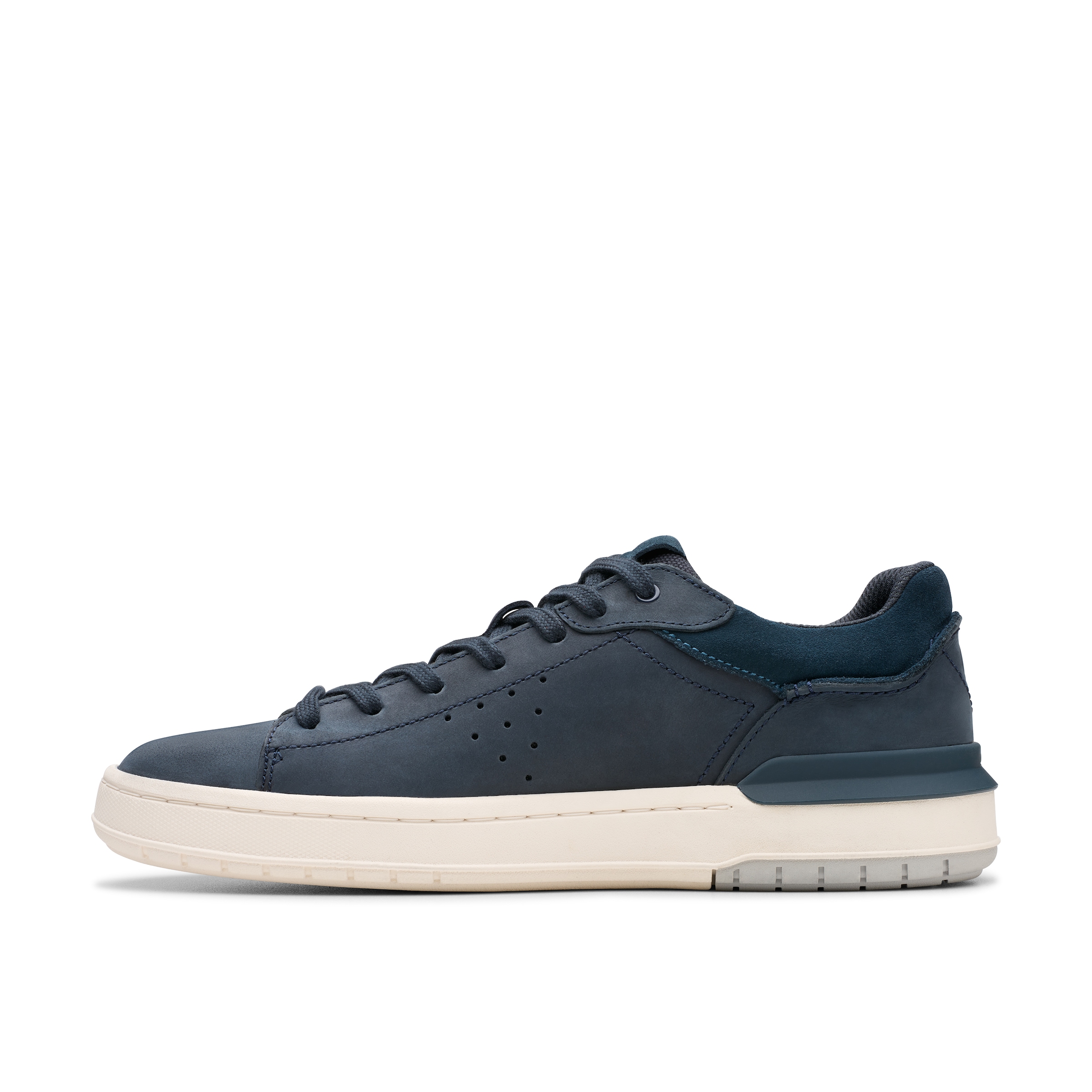 Clarks Schnürschuh »Courtlite2 Run«, Freizeitschuh, Komfortschuh, Schnürschuh im Casual Look