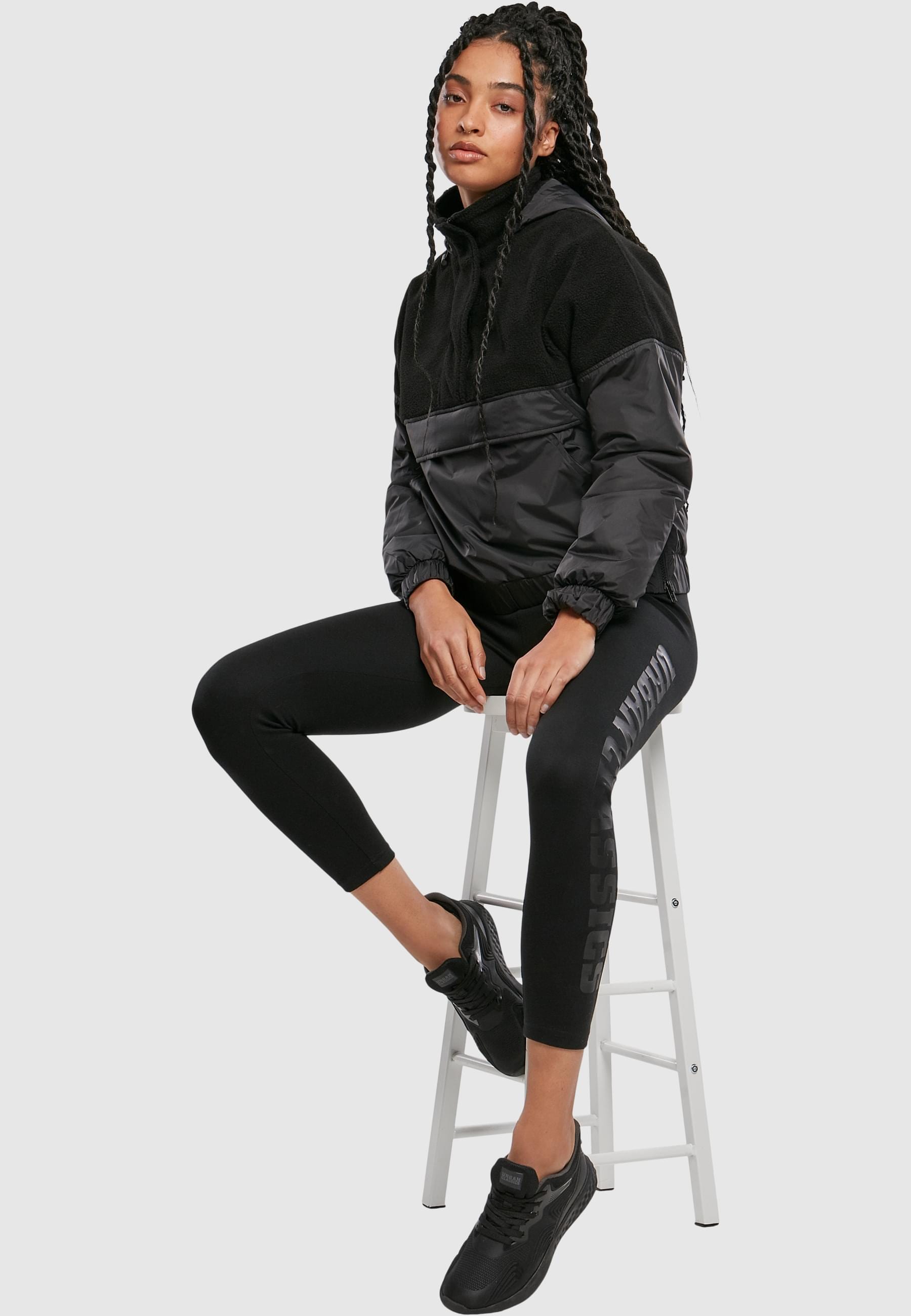 URBAN CLASSICS Winterjacke »Urban Classics Damen Ladies Sherpa Mix Pull Over Jacket« 1 Stk. tlg. mit Kapuze