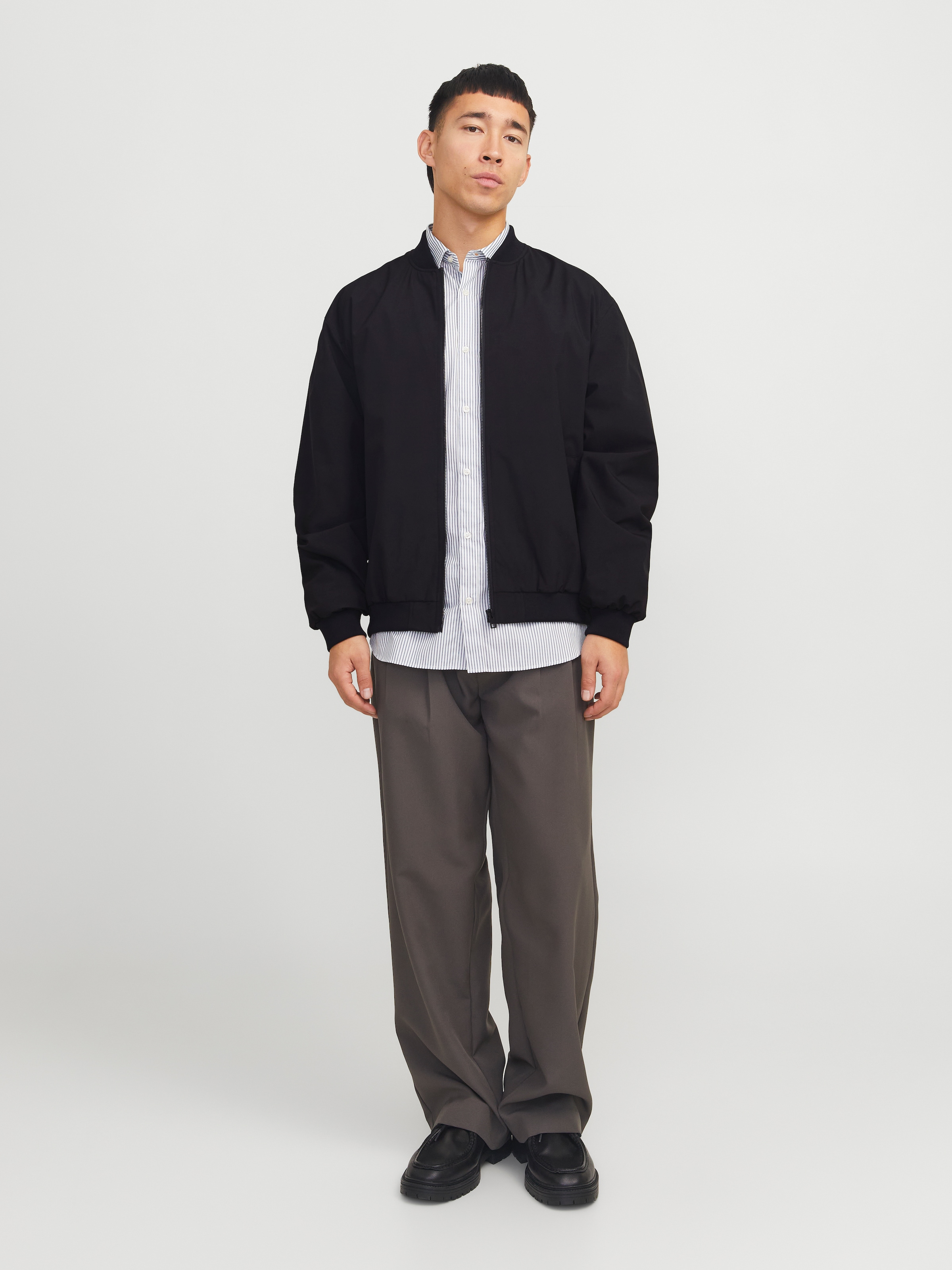 Jack & Jones Bomberjacke »JJECHARGE BOMBER JACKET NOOS«, ohne Kapuze, mit Rippbündchen