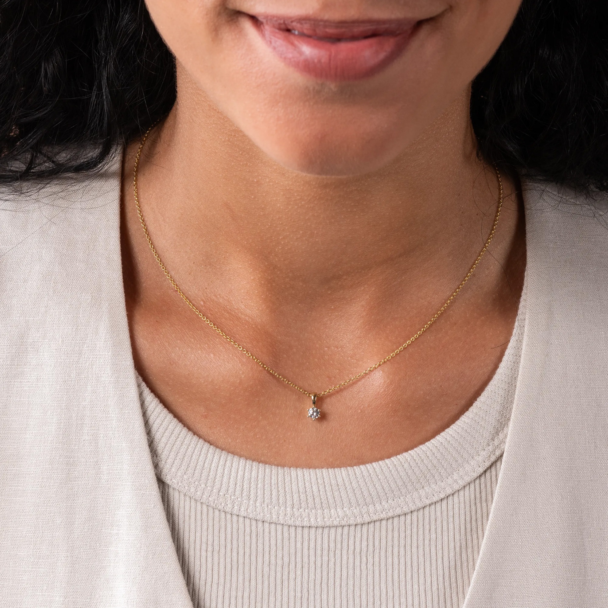 LYOMI Kettenanhänger »585/- Gelbgold 1 synth. Diam. 0,20 ct.«