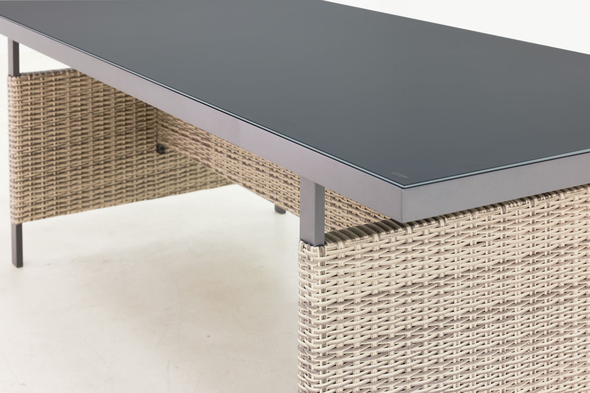 KONIFERA Garten-Essgruppe »New Monaco« Set, 6x Sessel, 6x Auflagen, 1x Tisch, 13 tlg. tlg. bestehend aus 1 Tisch, 6 Sesseln und 6 Sitzauflagen