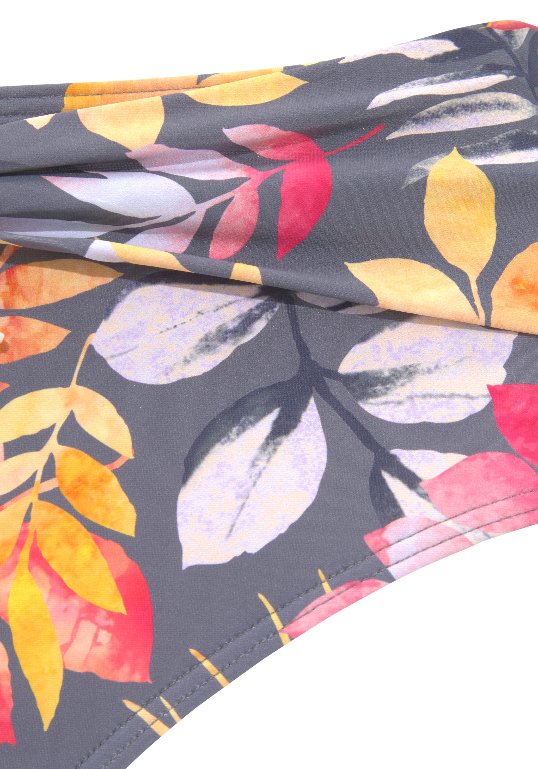 Vivance Highwaist-Bikini-Hose »Leilani« mit Ziergürtel vorn