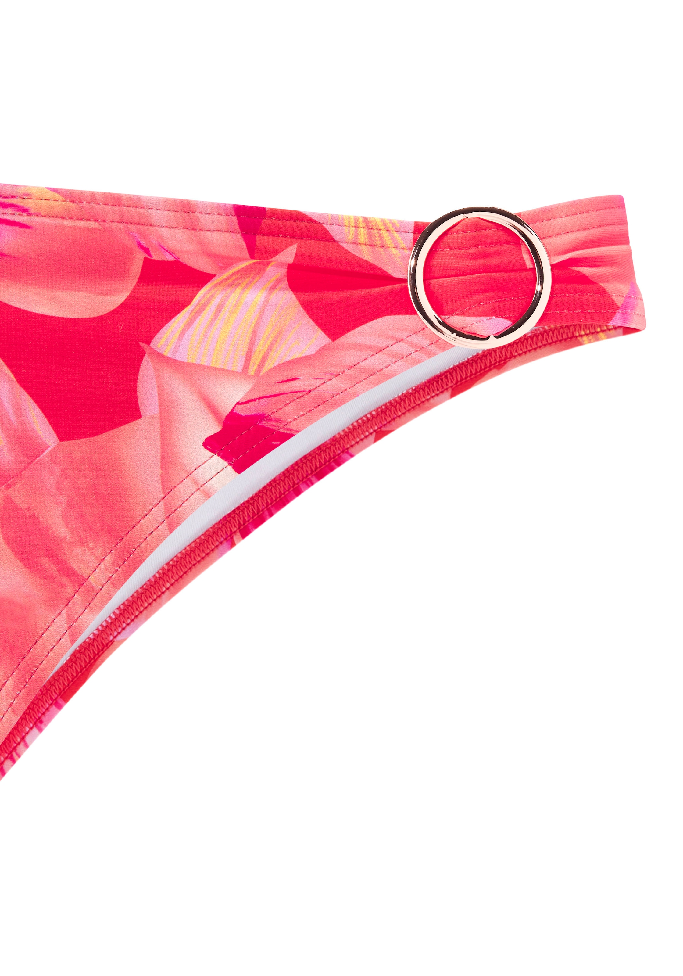 s.Oliver Bikini-Hose »Jayce«, mit hübschen Zierringen