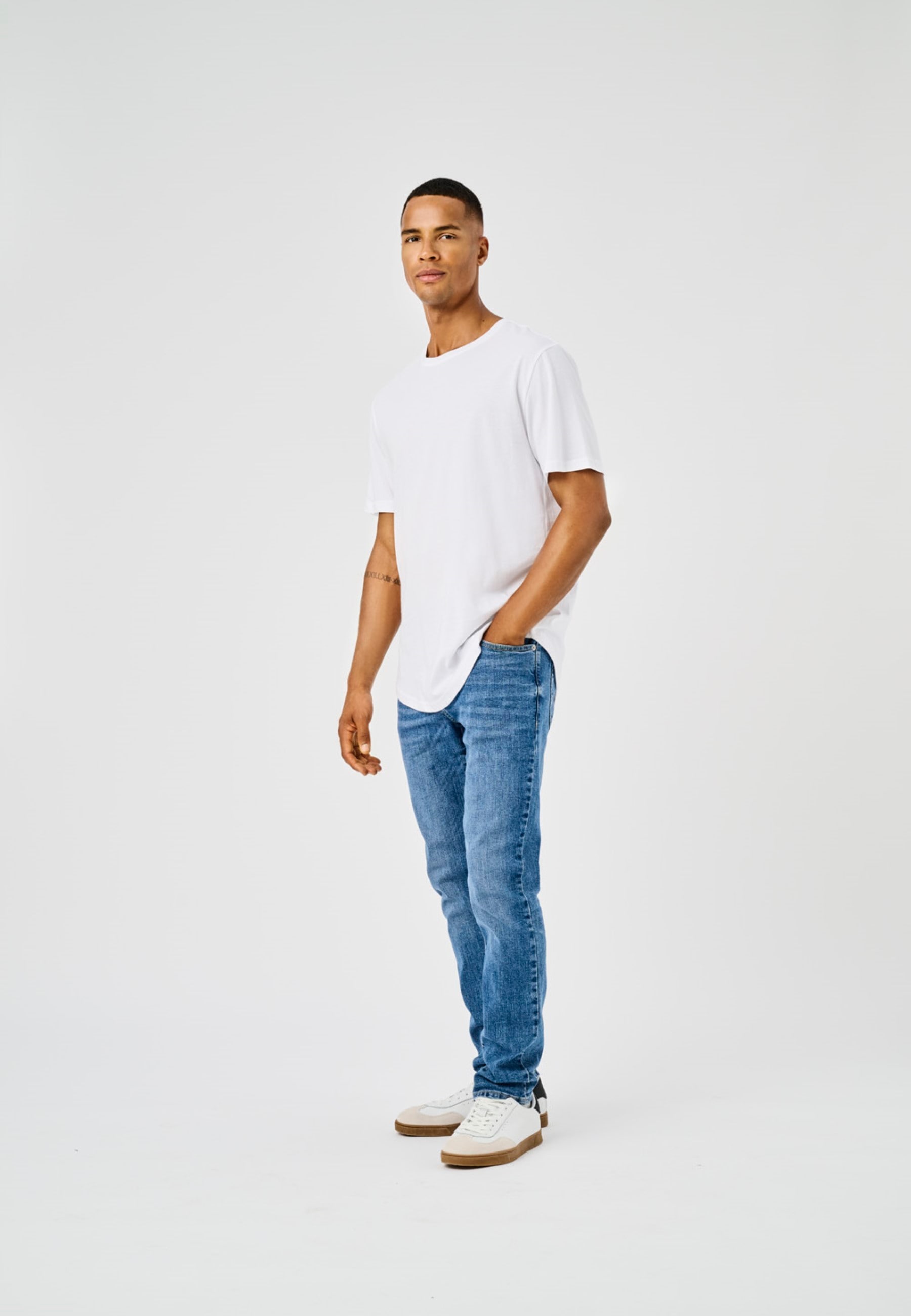 ONLY & SONS Rundhalsshirt »ONSMATT LONGY SS TEE NOOS«