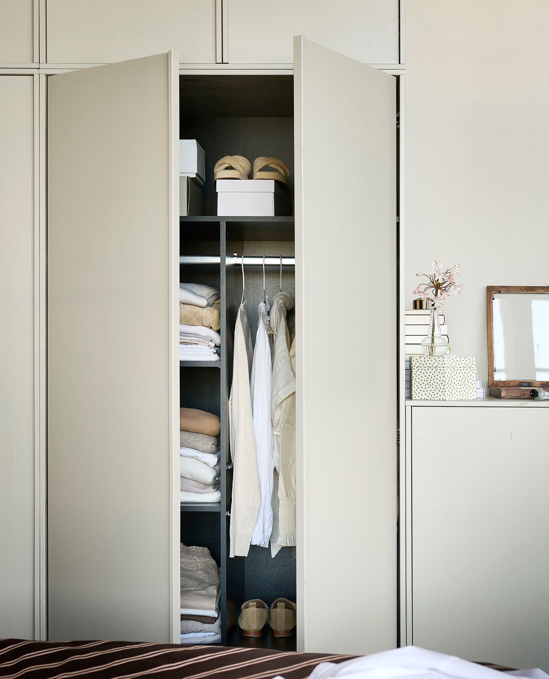 WOOOD Mehrzweckschrank "Daily Garderobenschrank", mit Push-to-Open Funktion günstig online kaufen