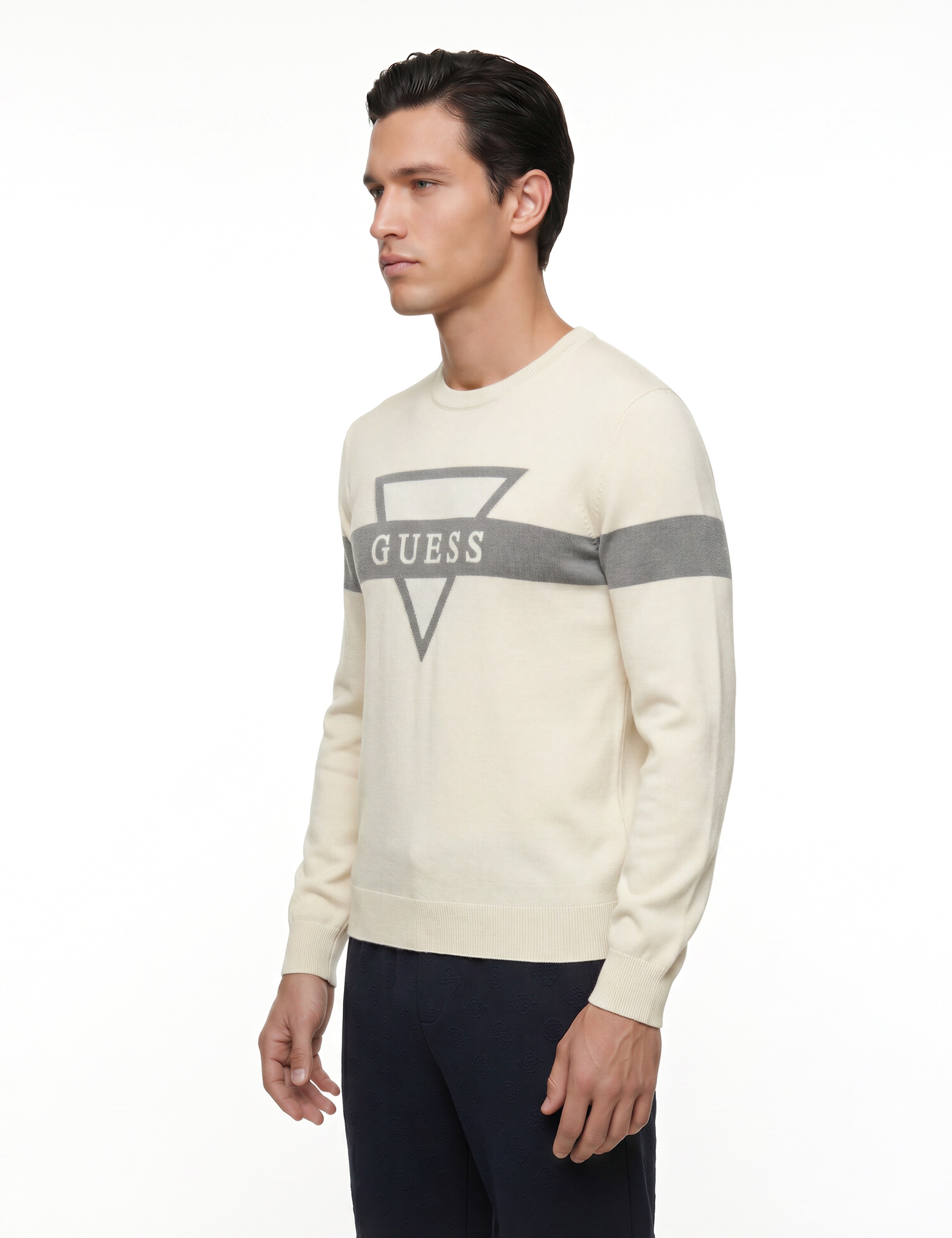 Guess Strickpullover mit Seide und Wolle, Regular Fit, Jacquard-Logo