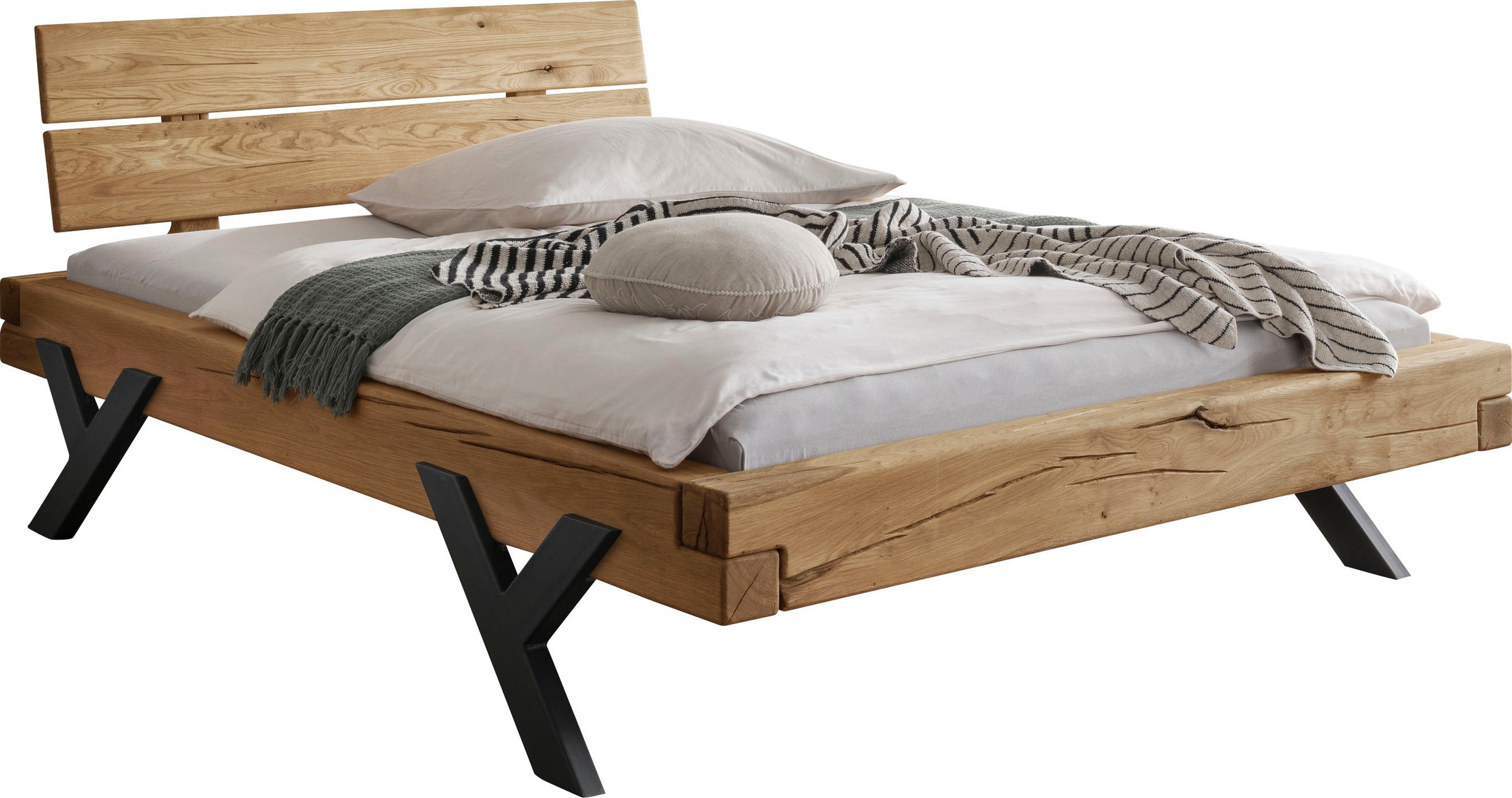 Home affaire Massivholzbett »Ultima Balkenbett Doppelbett, Füße aus Metall günstig online kaufen
