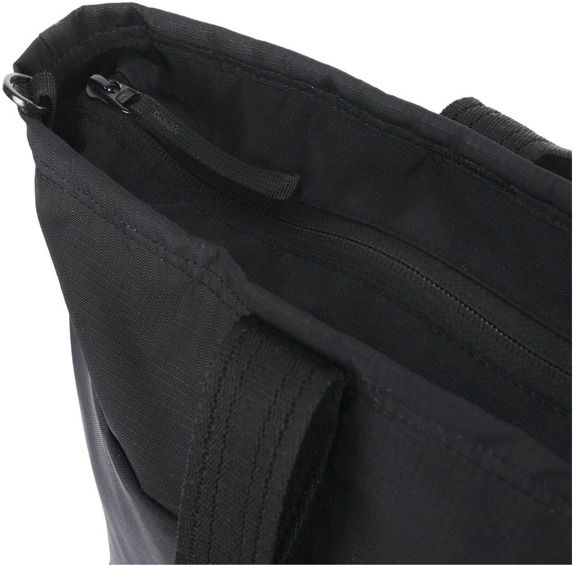 MOMENT Reisetasche »Everything Travel Tote 19L«