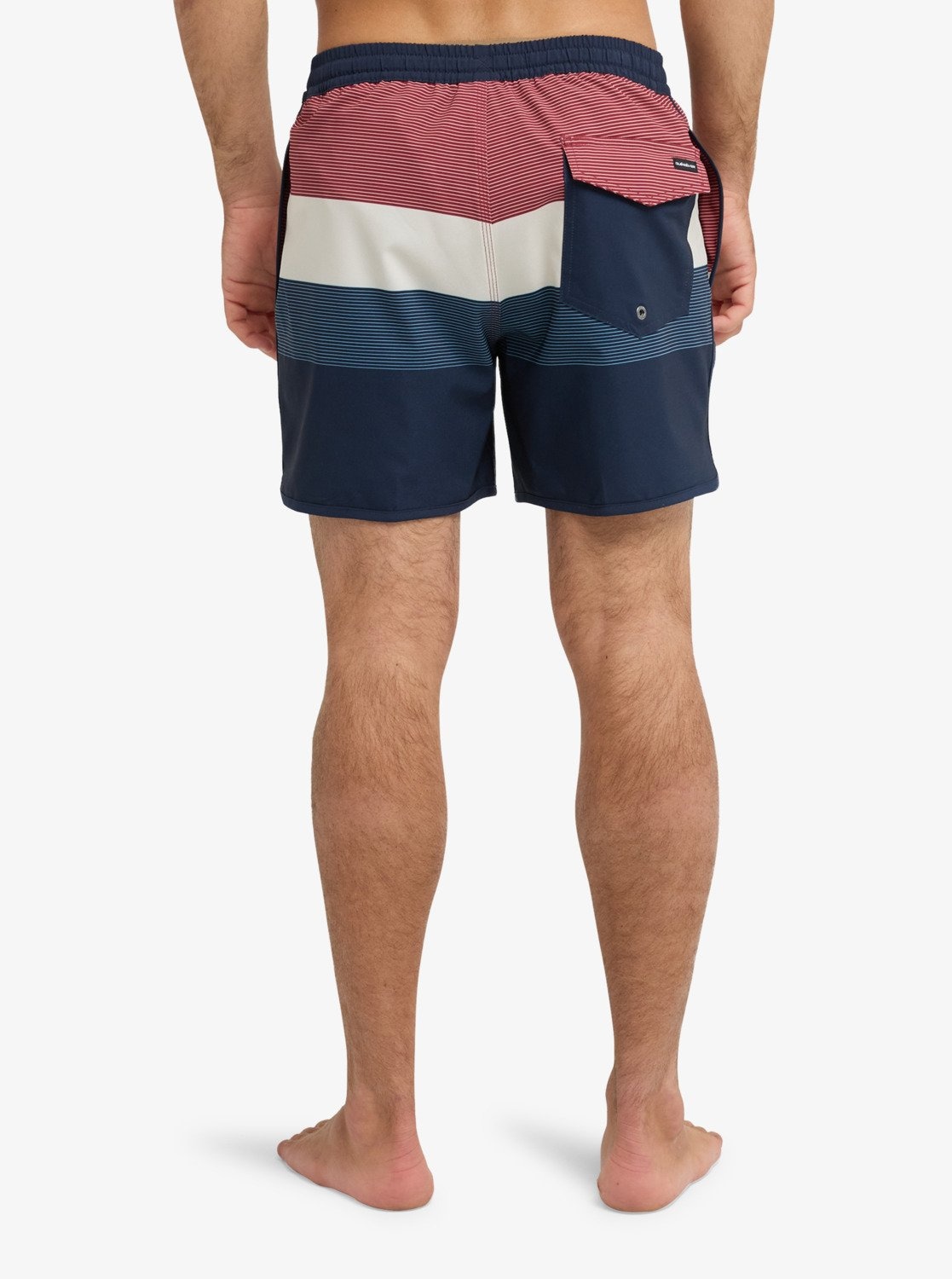 Quiksilver Badeshorts »STRETCH SCALLOP VOLLEY 16« bequeme Passform, schnell trocknendes Material, PFC FREE Technologie