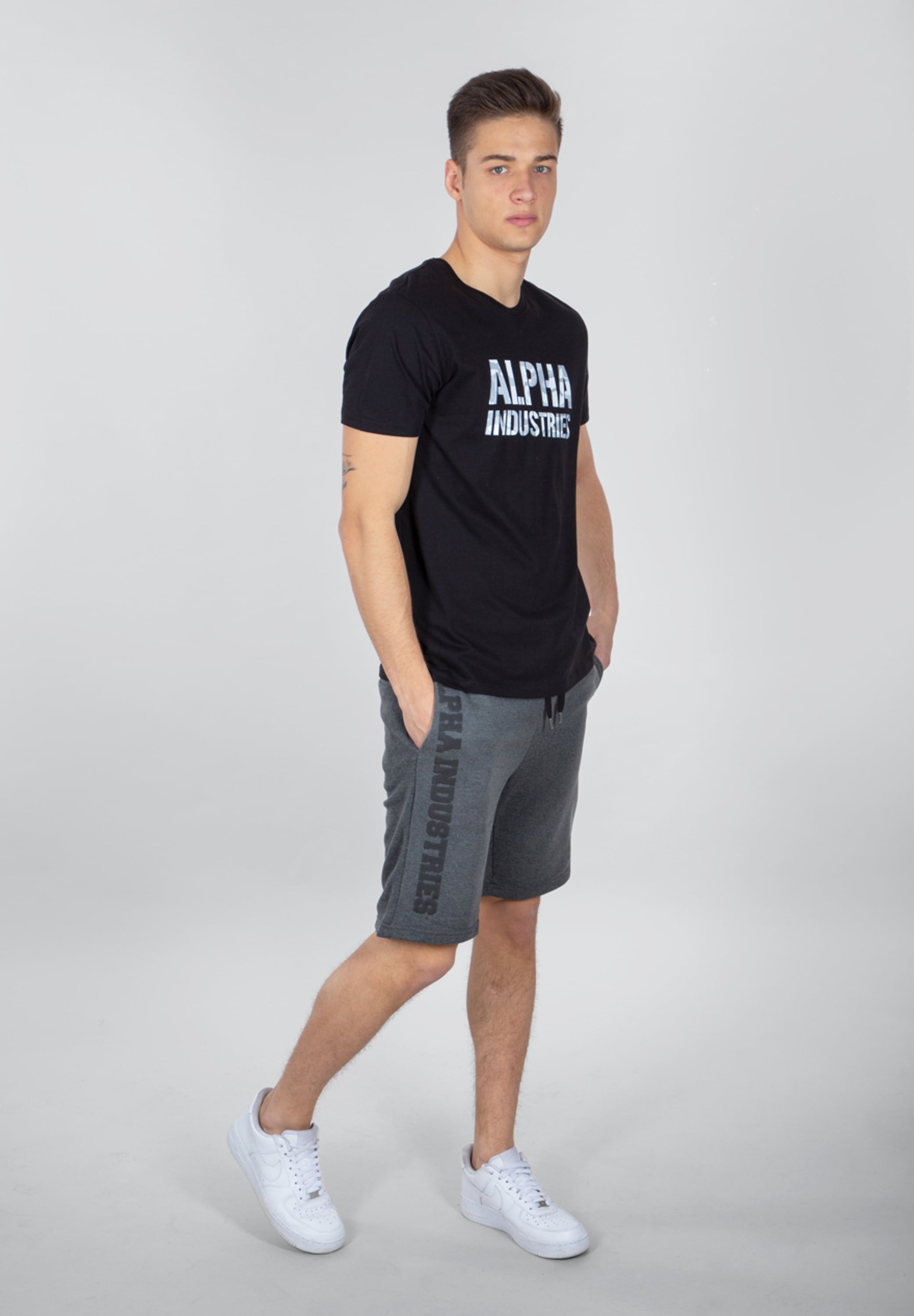 4. Bild von Alpha Industries Sweatshorts »ALPHA INDUSTRIES Men - Shorts Big Letters Short«