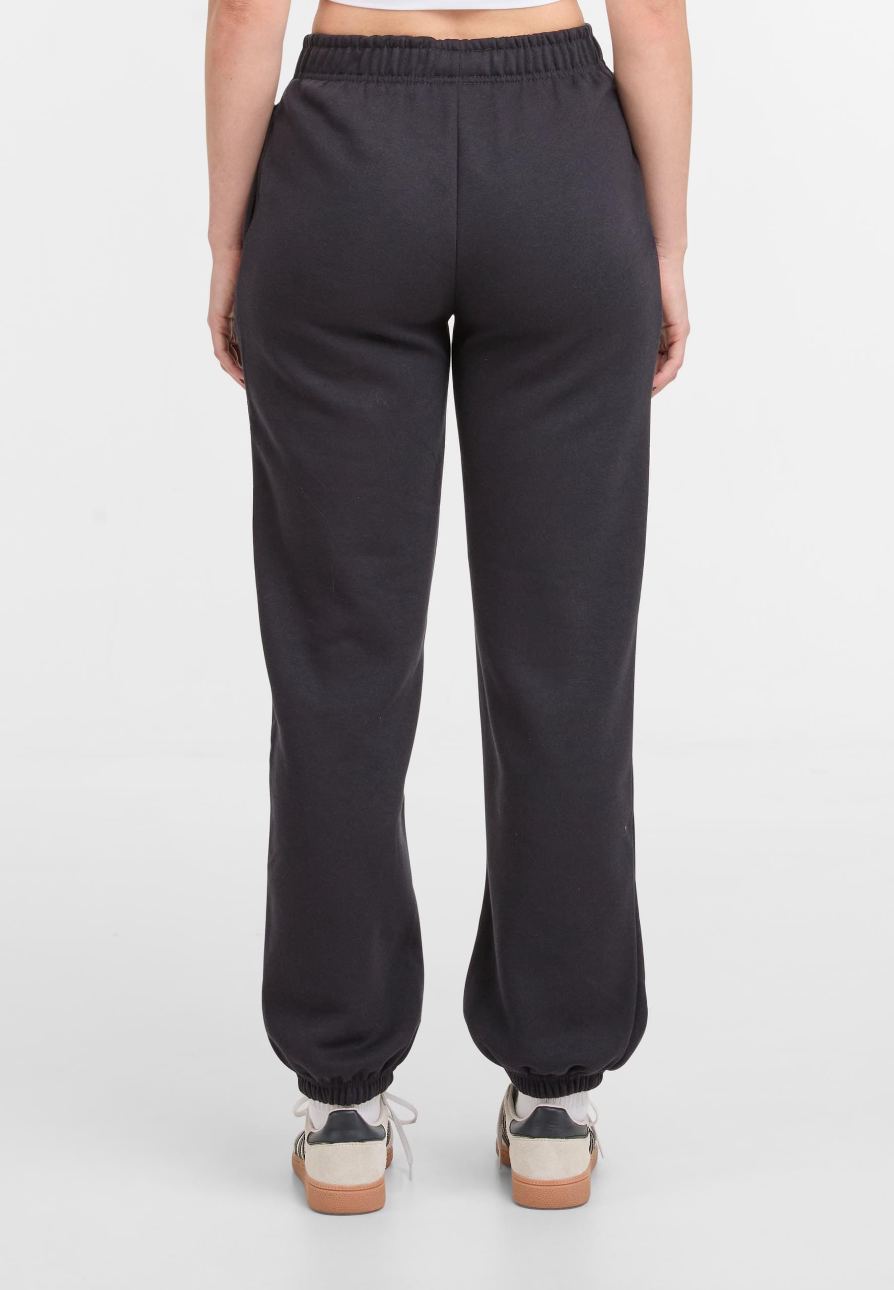 URBAN CLASSICS Jogginghose »Urban Classics Ladies Basic Essential Sweatpants«