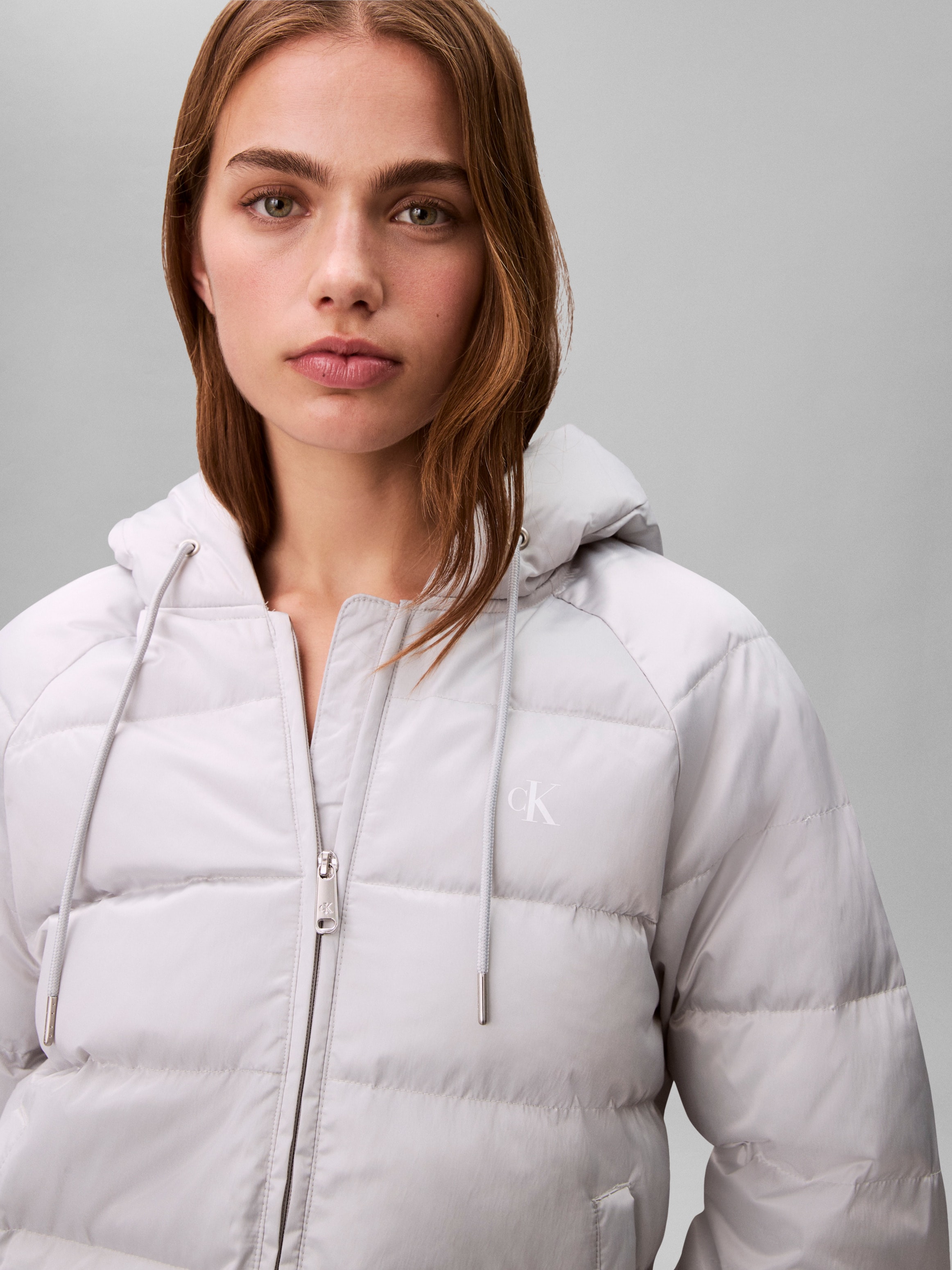 Calvin Klein Jeans Steppjacke mit Kapuze Regular fit mit Rundhalsausschnitt