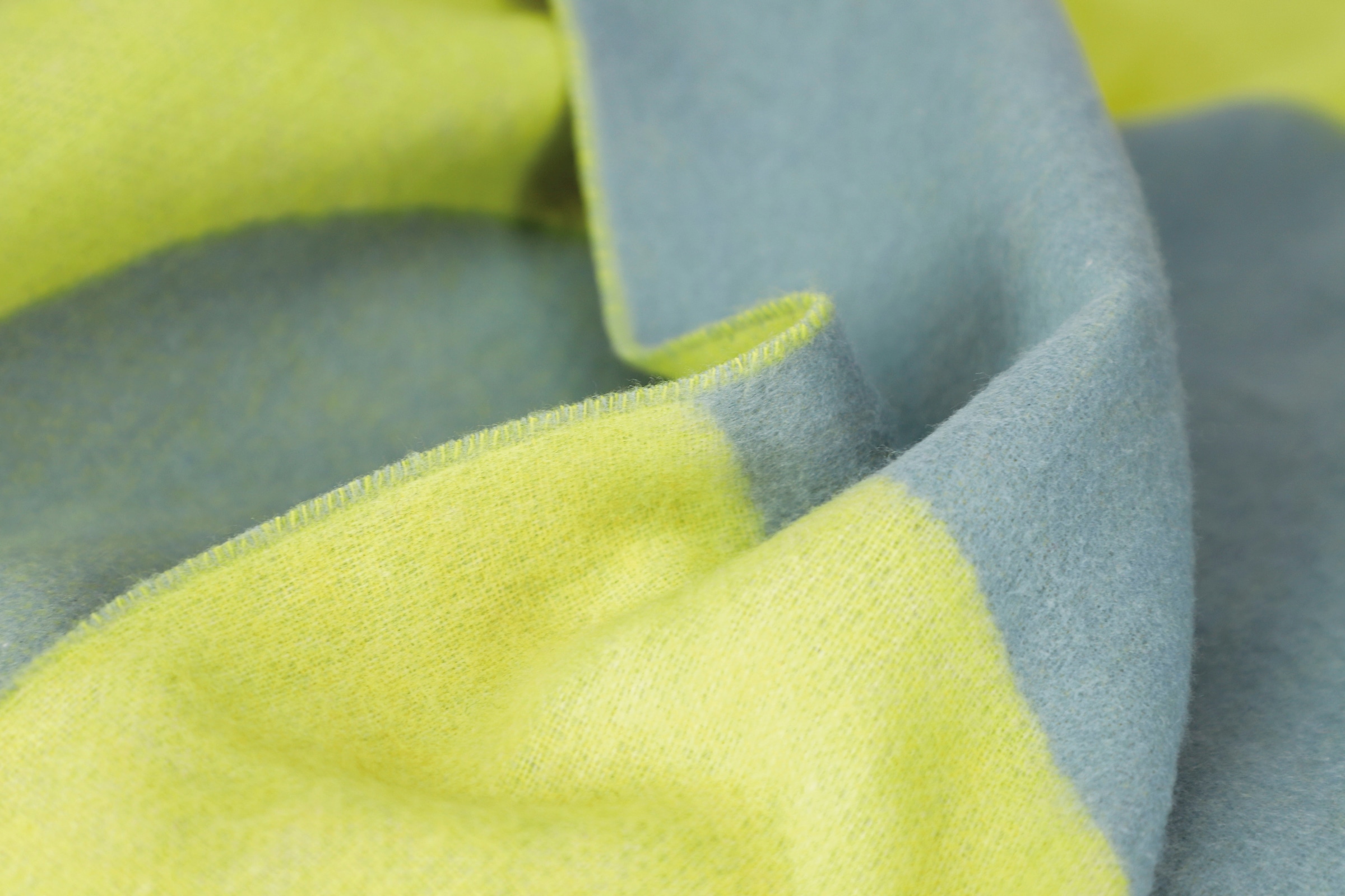 TOM TAILOR HOME Plaid »Lemon-Rain Bings«, Künstlerkollektion