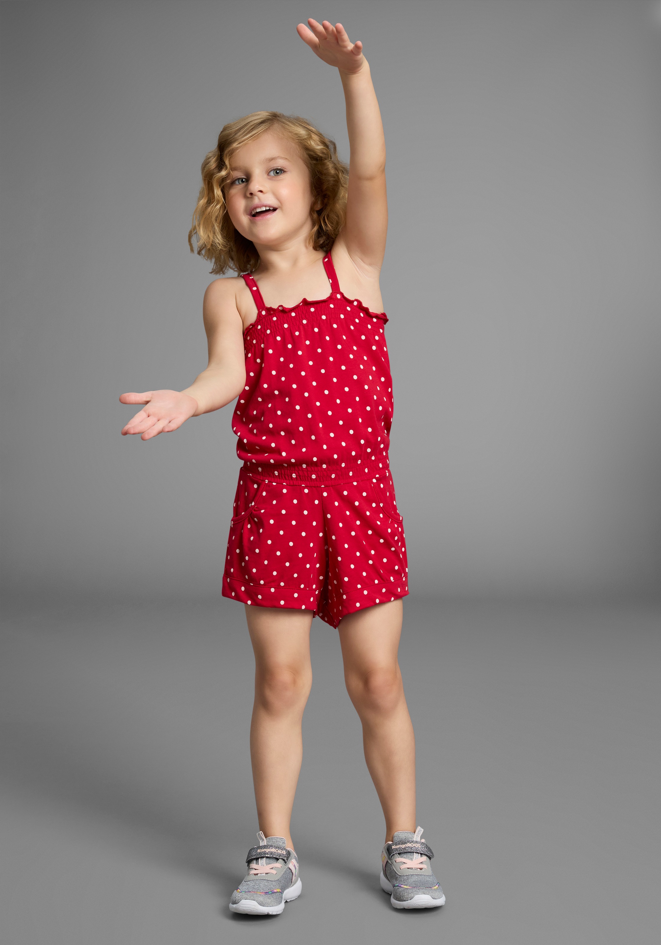 KIDSWORLD Kurzoverall »für kleine Mädchen« niedlich gepunktet