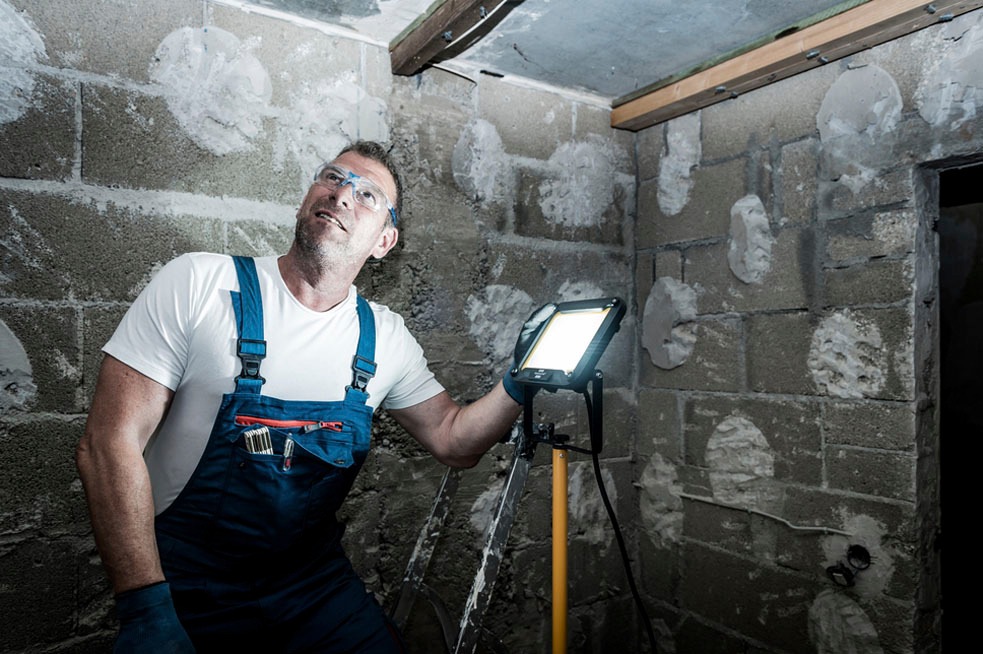 Brennenstuhl LED Baustrahler »JARO 5050 T«, mit Stativ und 5 m Kabel