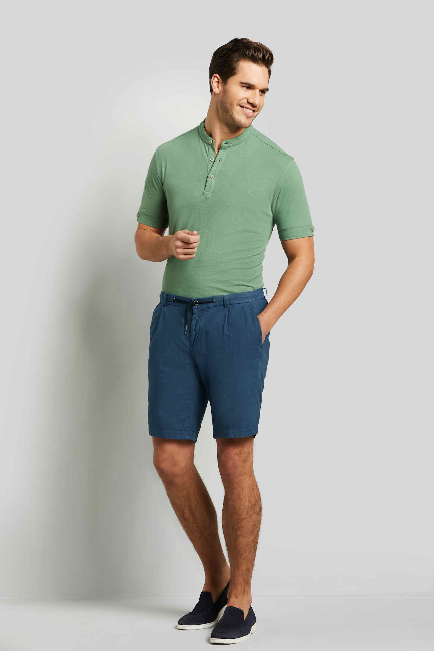 4. Bild von bugatti Bermudas, in sportlicher Optik