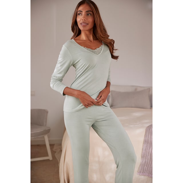 LASCANA Pyjamaoberteil, mit Spitzendetails online kaufen