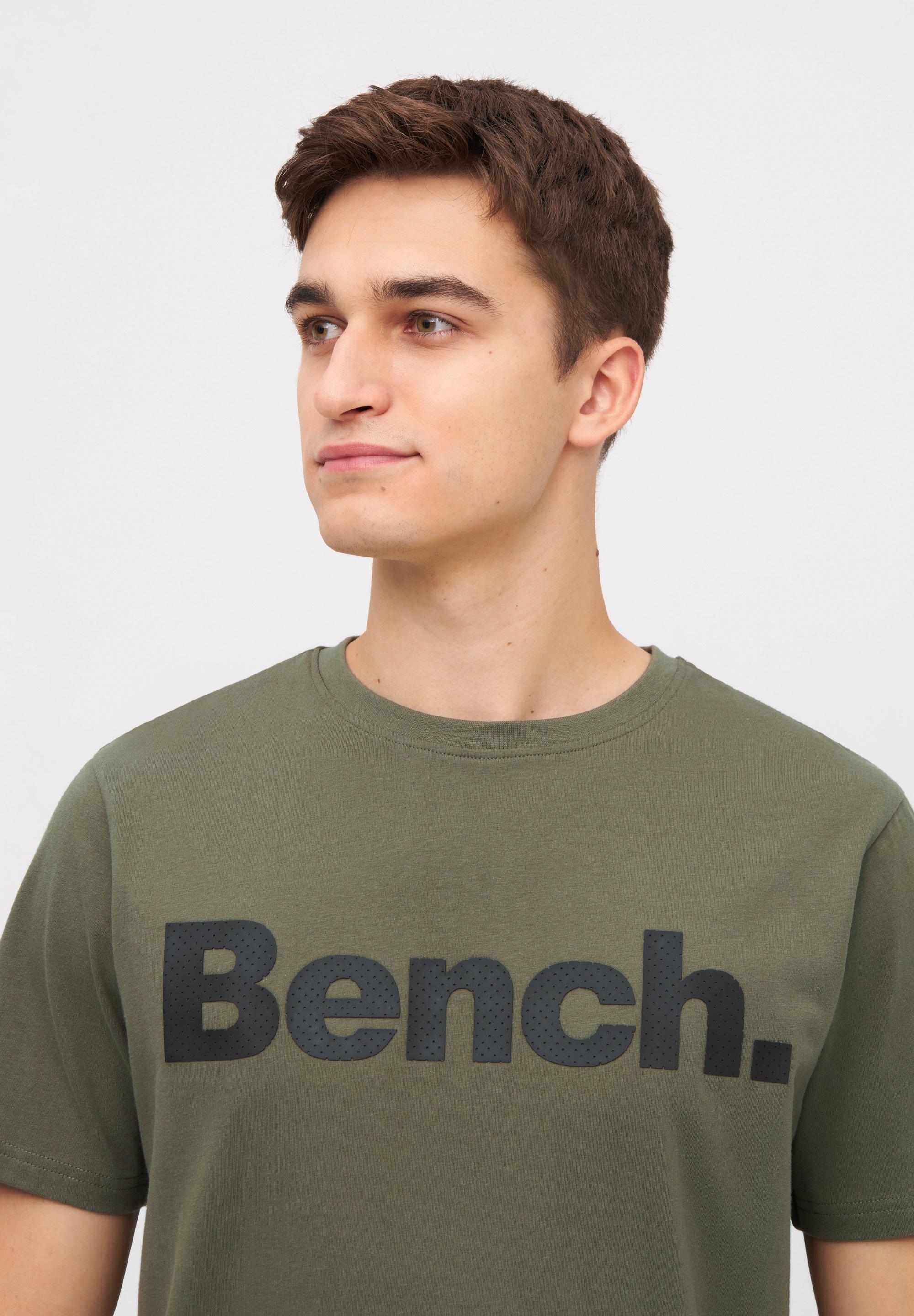 Bench. T-Shirt »LEANDRO«