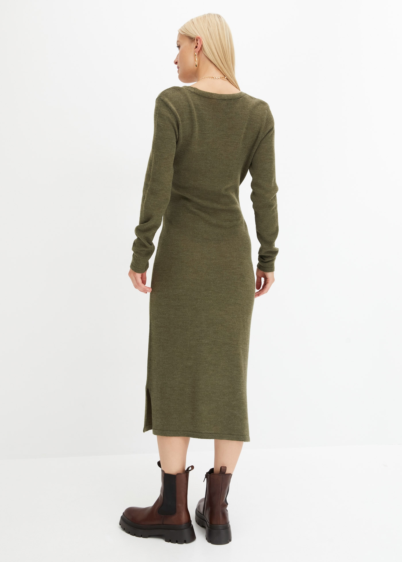 bonprix Strickkleid »Midi-Strickkleid« Midi-Strickkleid in Wickeloptik mit V-Ausschnitt