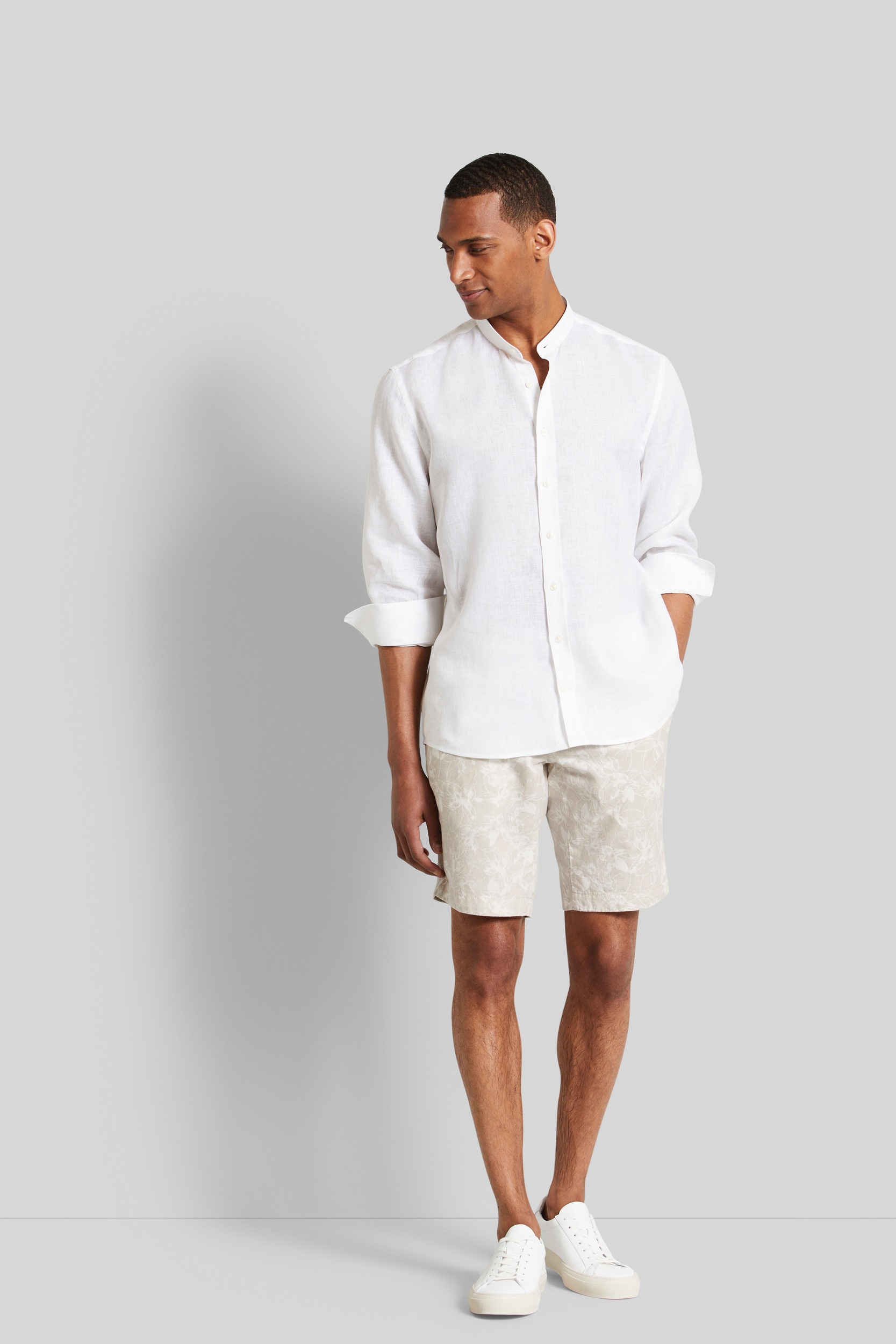 bugatti Bermudas, mit dezentem Print