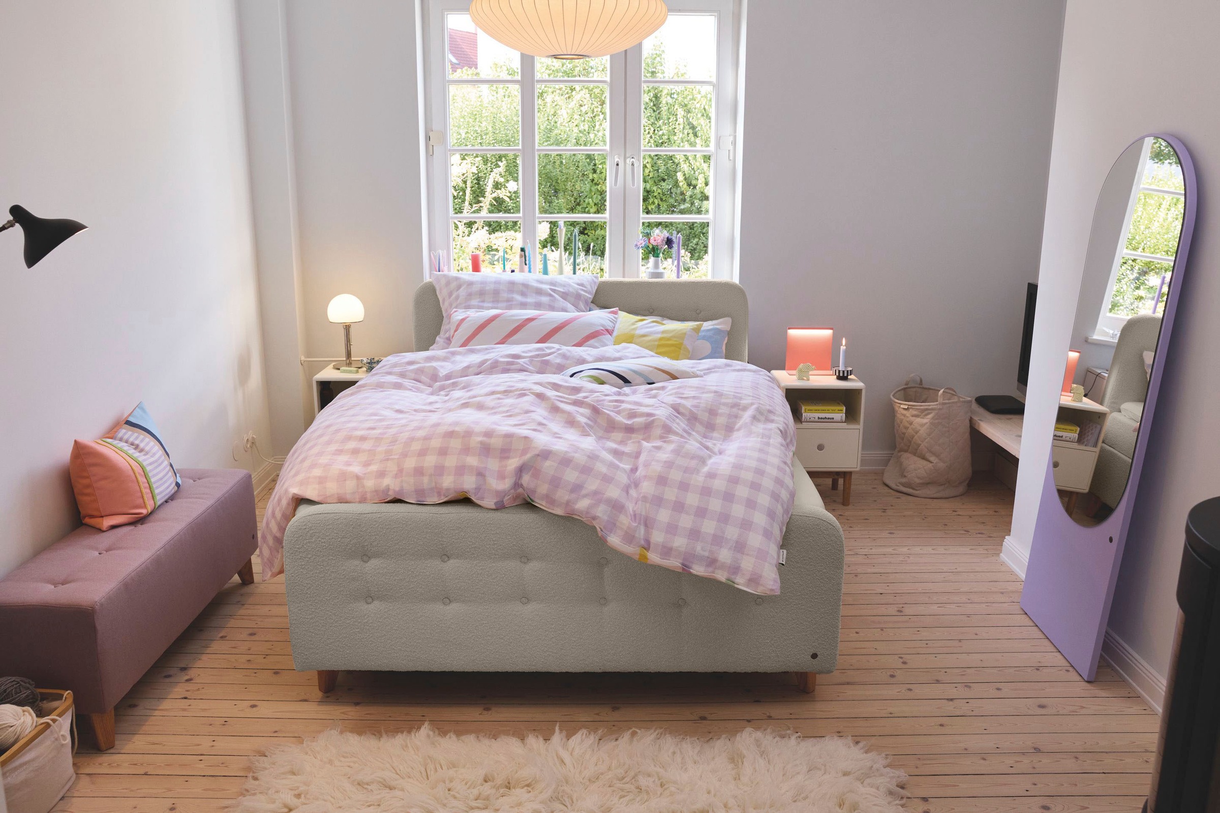 4. Bild von TOM TAILOR HOME Boxspringbett »NORDIC BOX«, mit Knopfheftung, in weichem Bouclé-Stoff, Füße in Buche natur