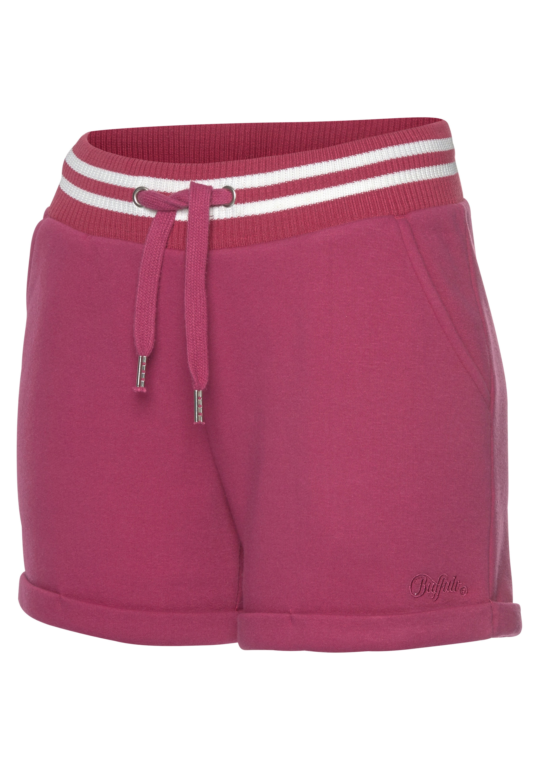 Buffalo Sweatshorts, mit Logostickerei und seitlichen Taschen, Loungeanzug