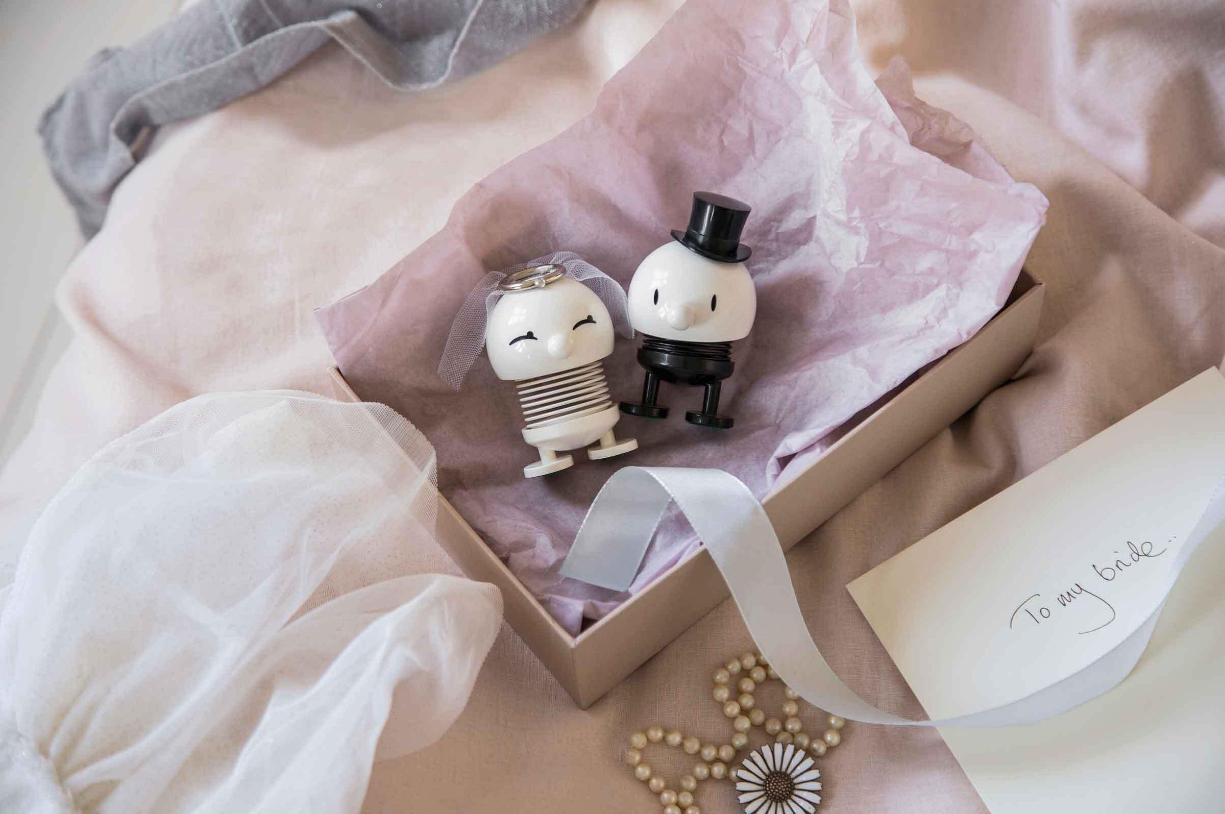 HOPTIMIST Dekofigur »Dekofigur Wedding Groom 8,4 cm schwarz« günstig online kaufen