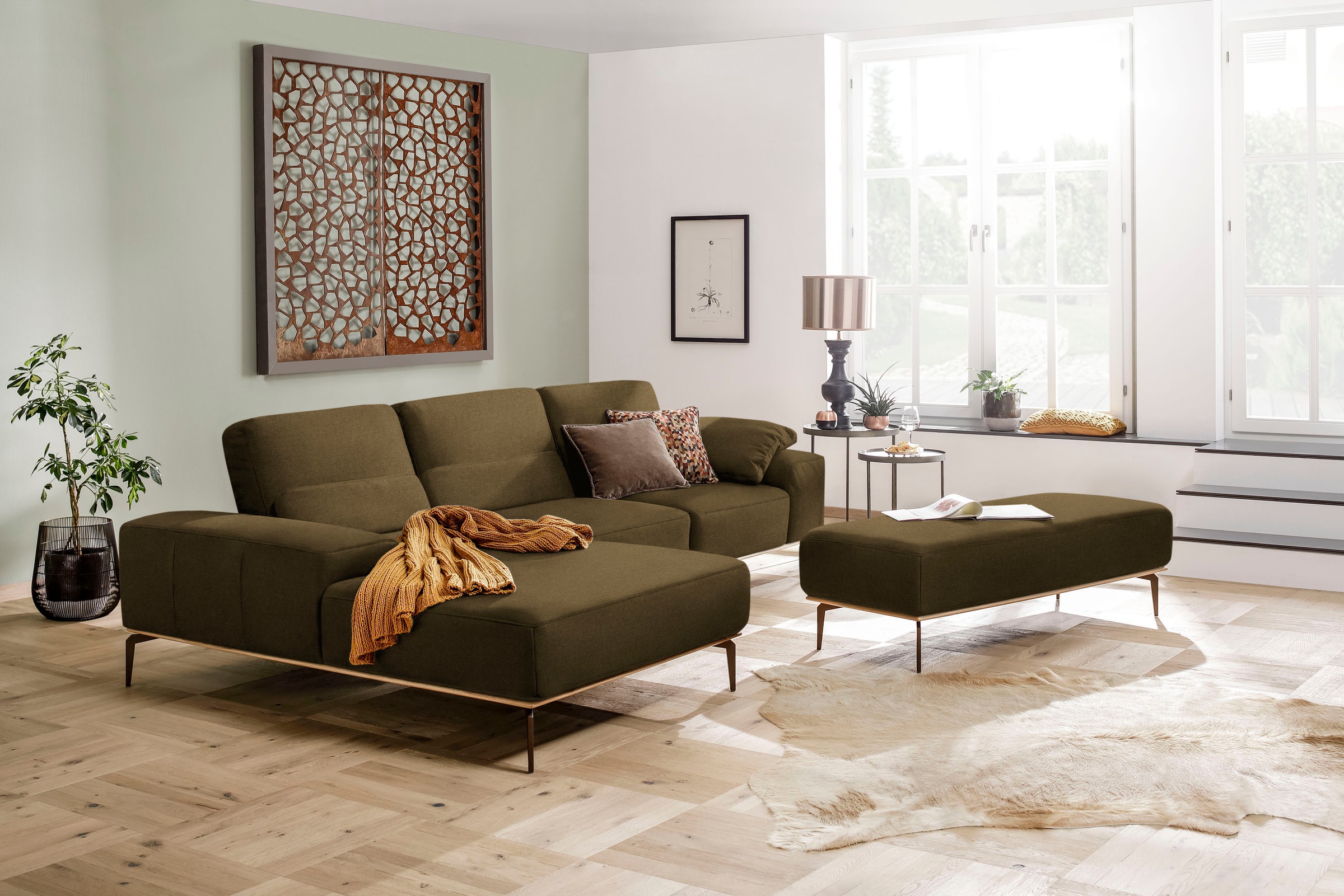 W.SCHILLIG Ecksofa »run, Designsofa mit tollem Sitzkomfort, bequem, L-Form«, mit Holzsockel, Füße in Bronze pulverbeschichtet, Breite 319 cm