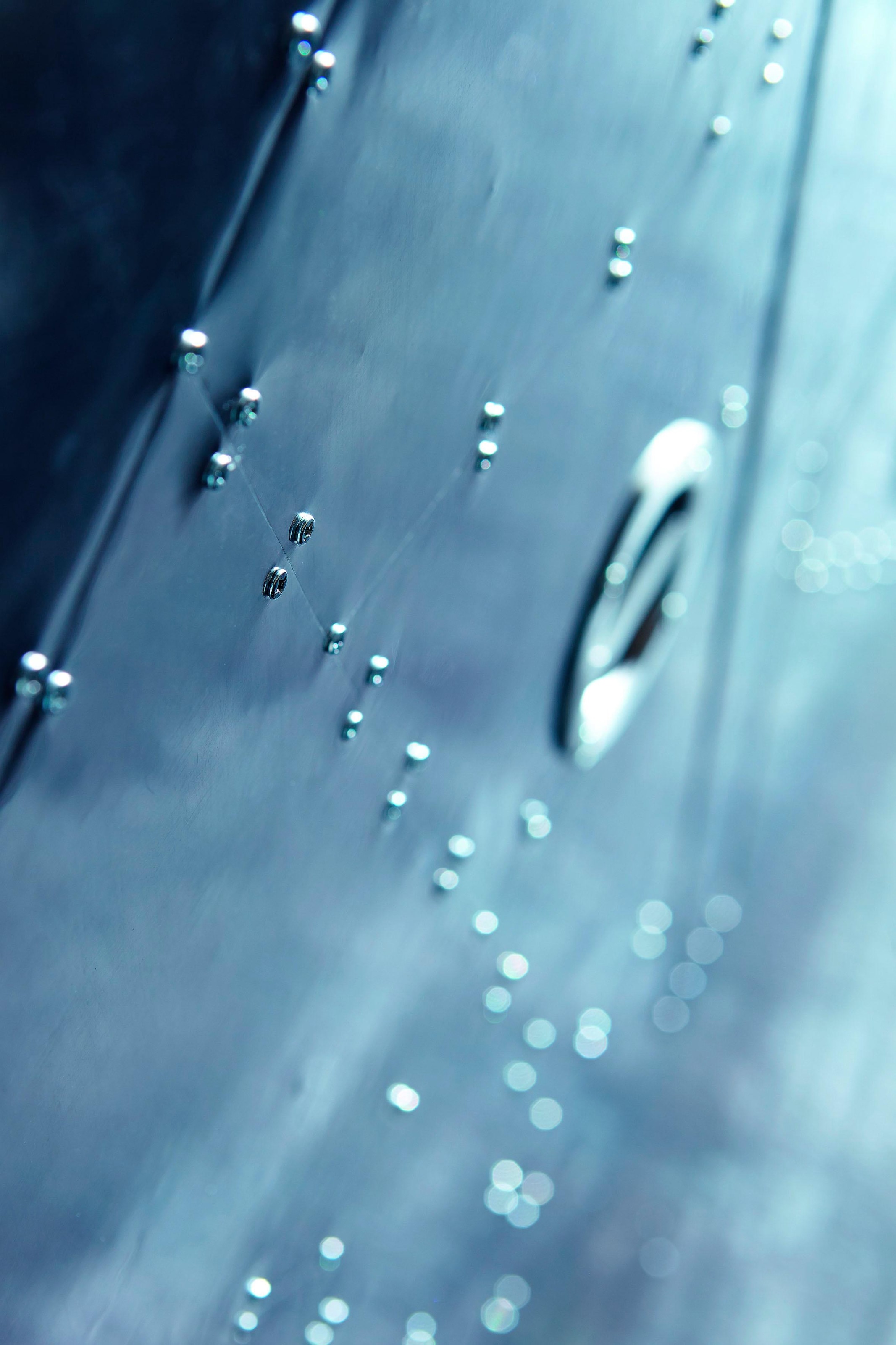 SIT Vitrine »AIRMAN« in moderner Flugzeugoptik