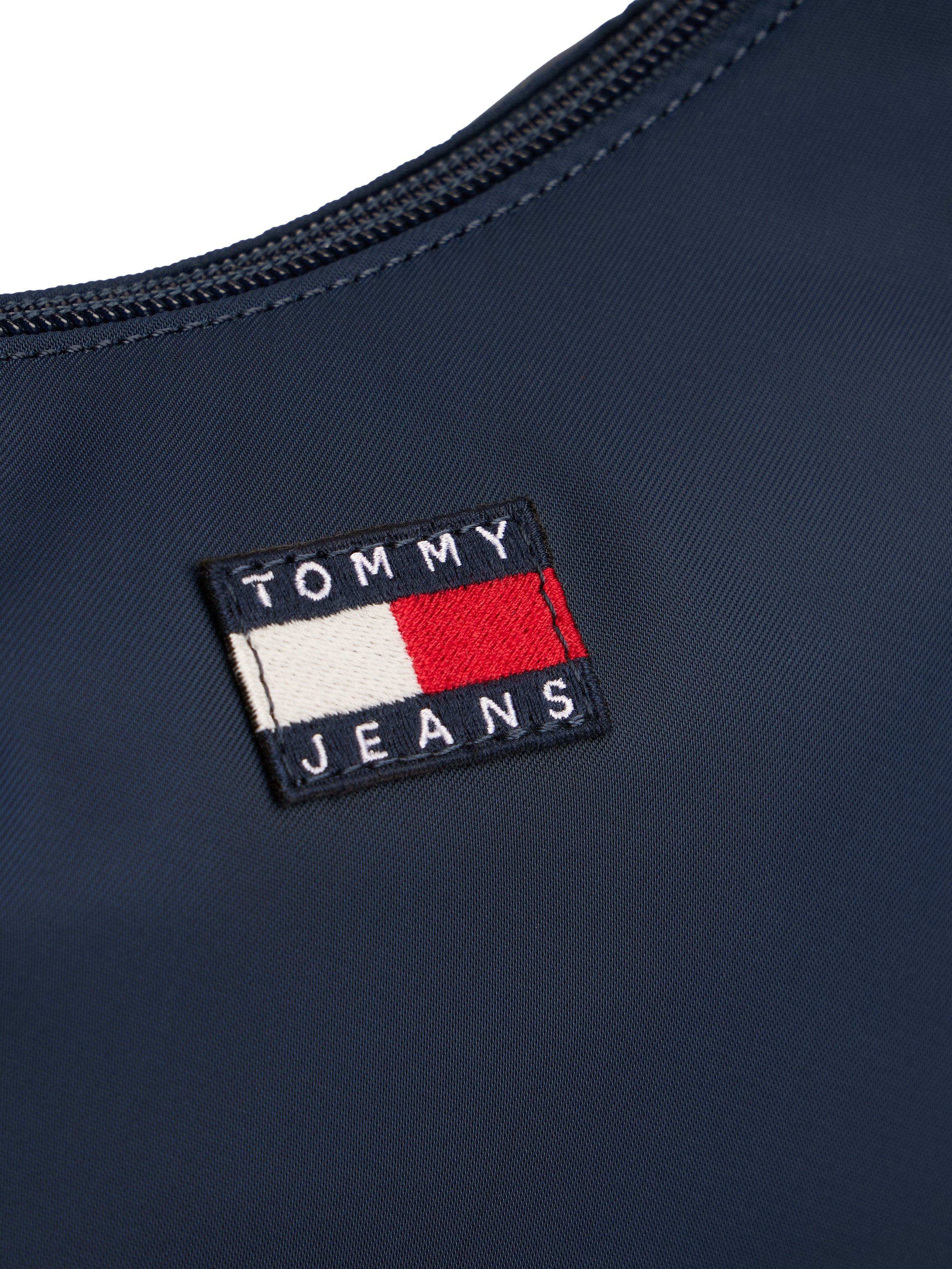 Tommy Jeans Schultertasche »TJW ESS DAILY SHOULDER BAG«, Damen Tragetasche mit logobedrucktem Riemen