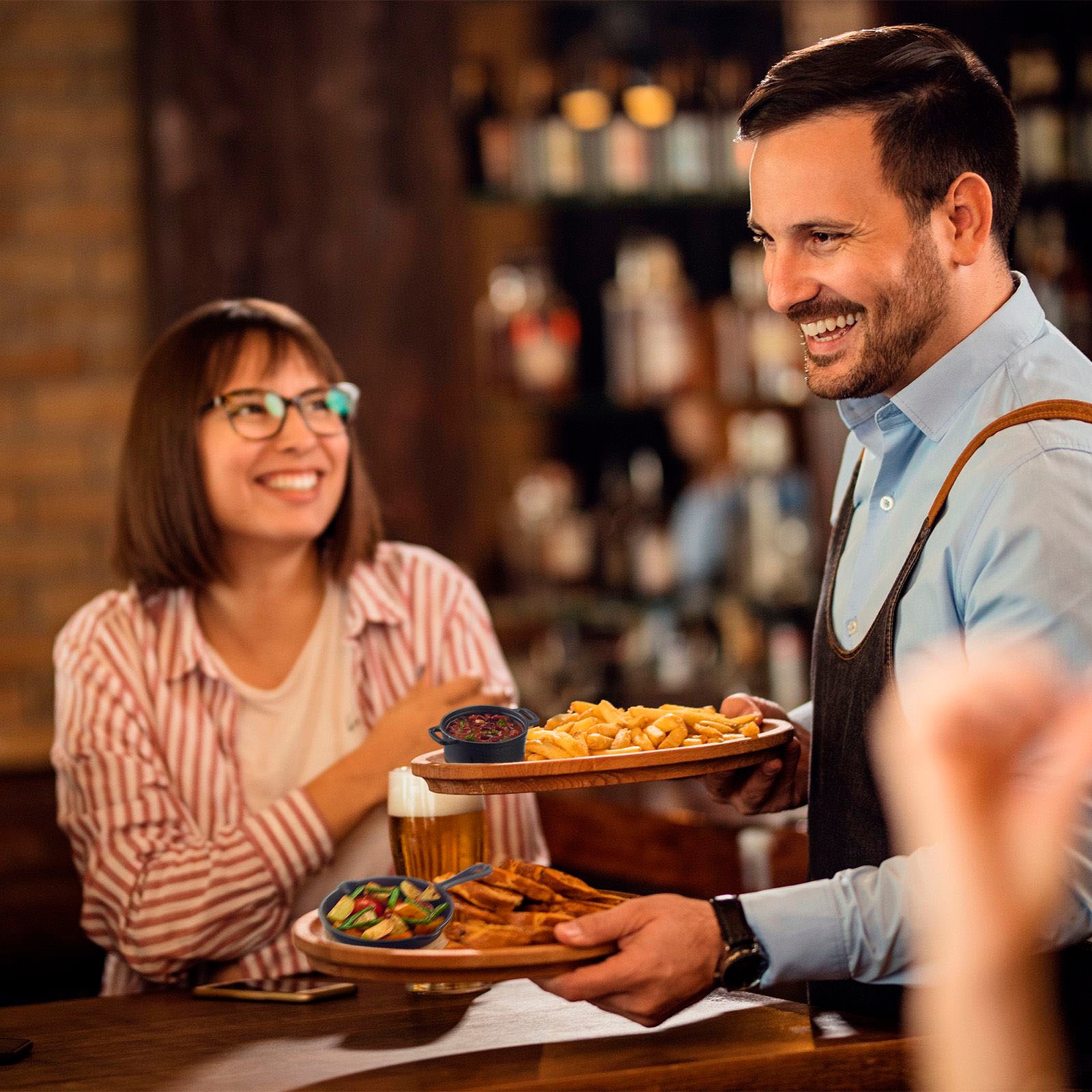 Gusseiserner Topf mit Deckel »Tapas + Friends«, 250 ml