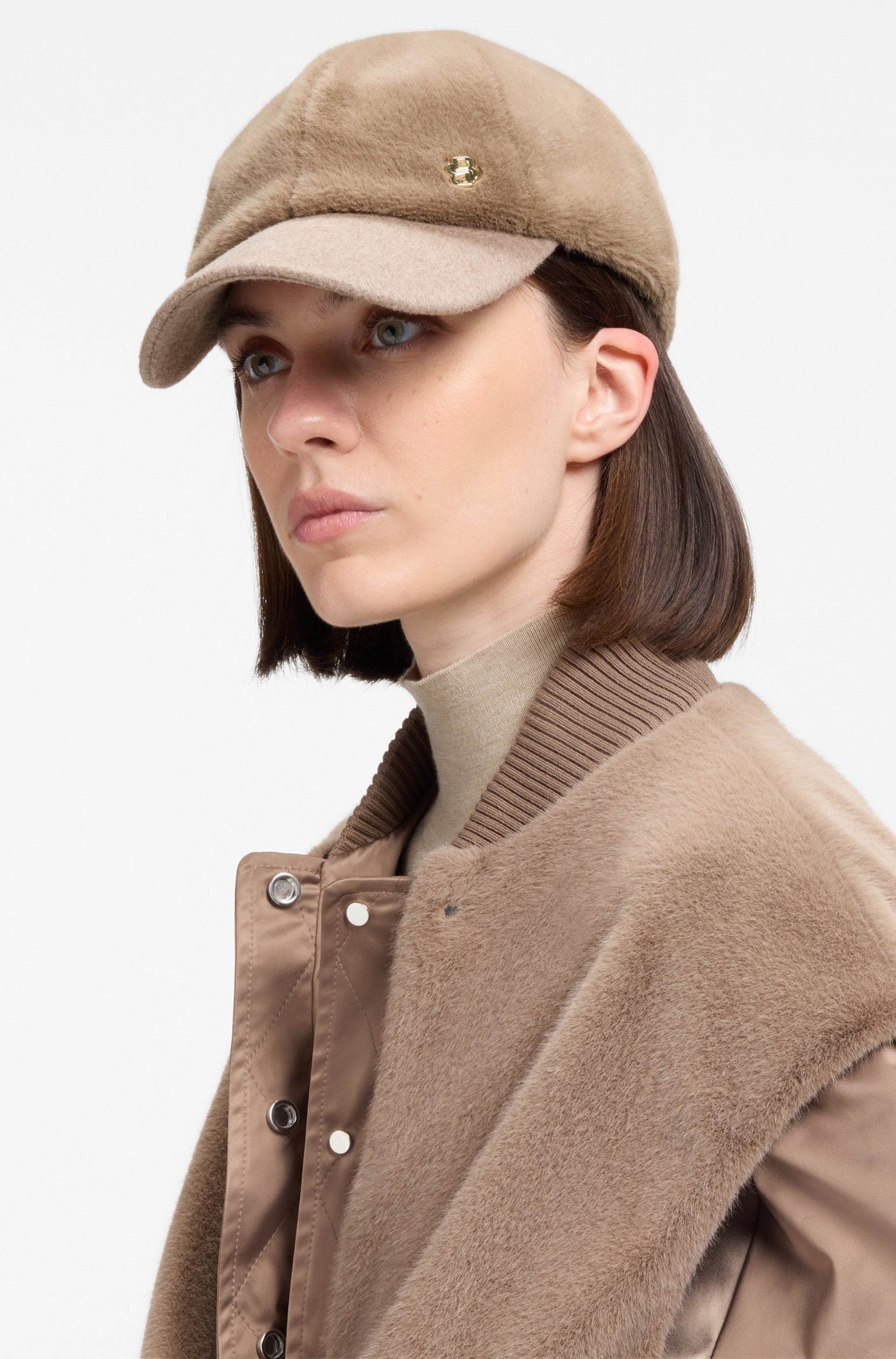BOSS Baseball Cap »Ari Faux Fur B-ICON« in Kunstfell-Optik