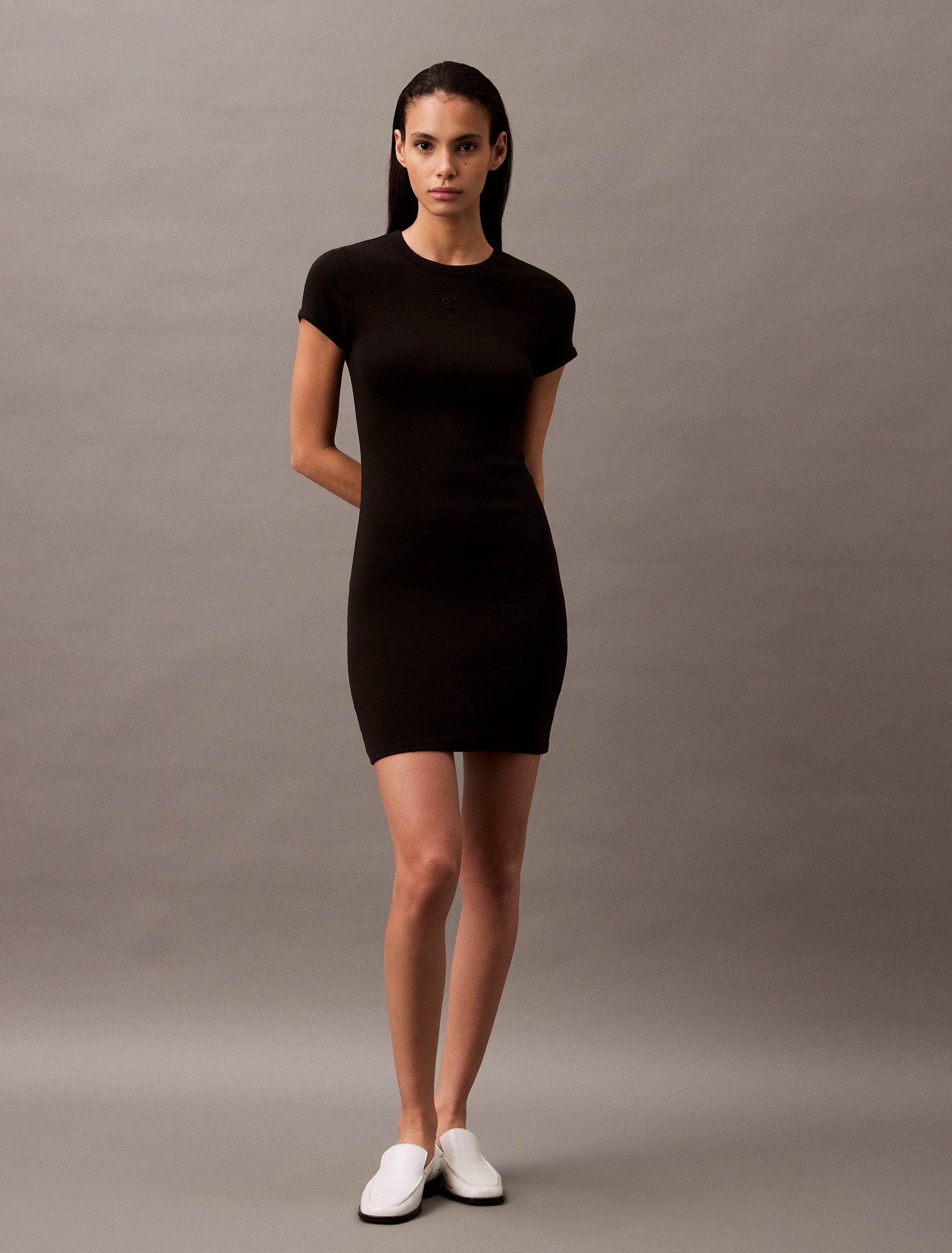 Calvin Klein Jeans Jerseykleid »SS CTN CNTR 1X1 RB S«, Mit Rundhalsausschnitt