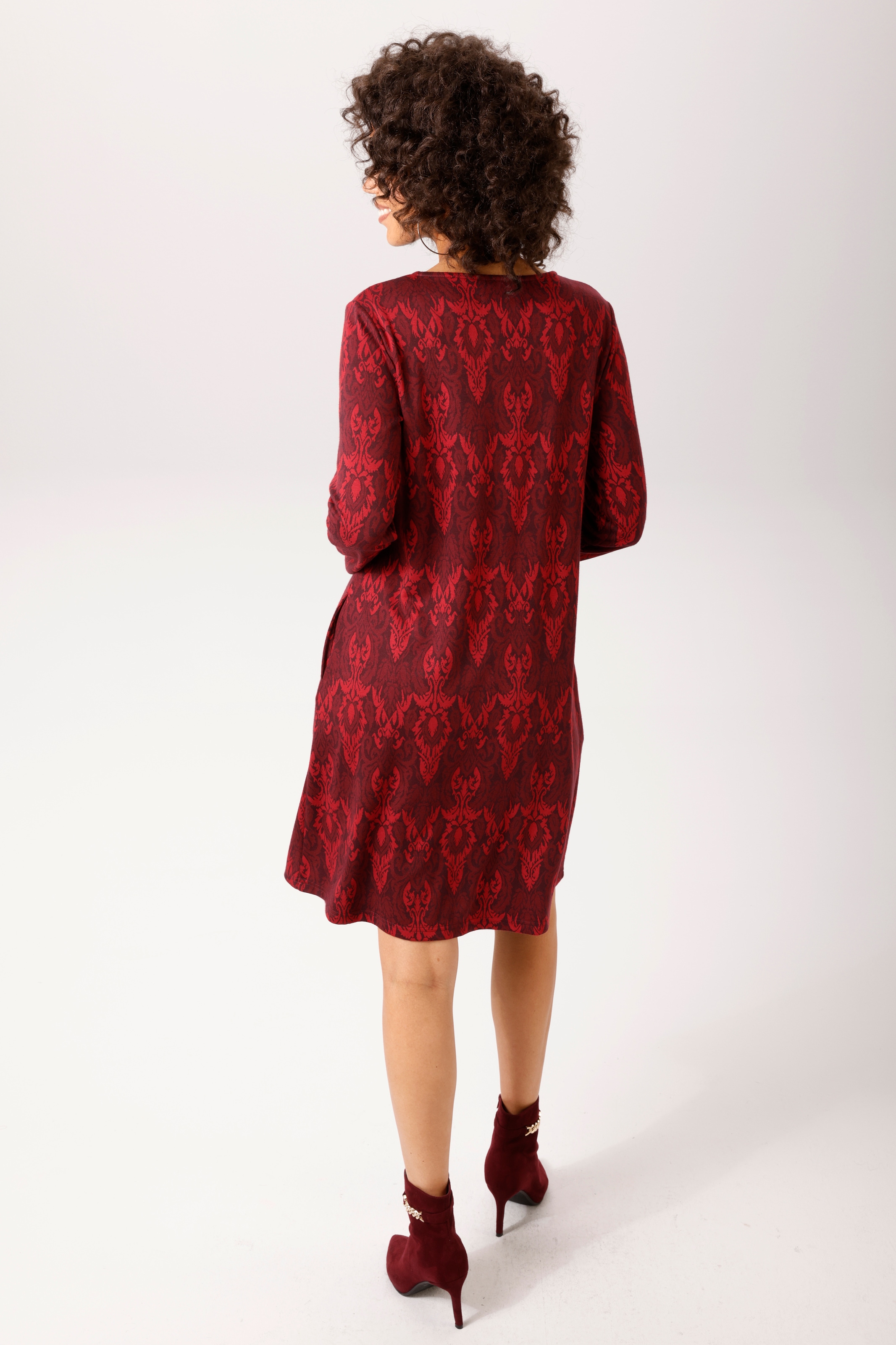 Aniston CASUAL A-Linien-Kleid Eingrifftaschen mit großflächigem Ornament-Muster - NEUE KOLLEKTION
