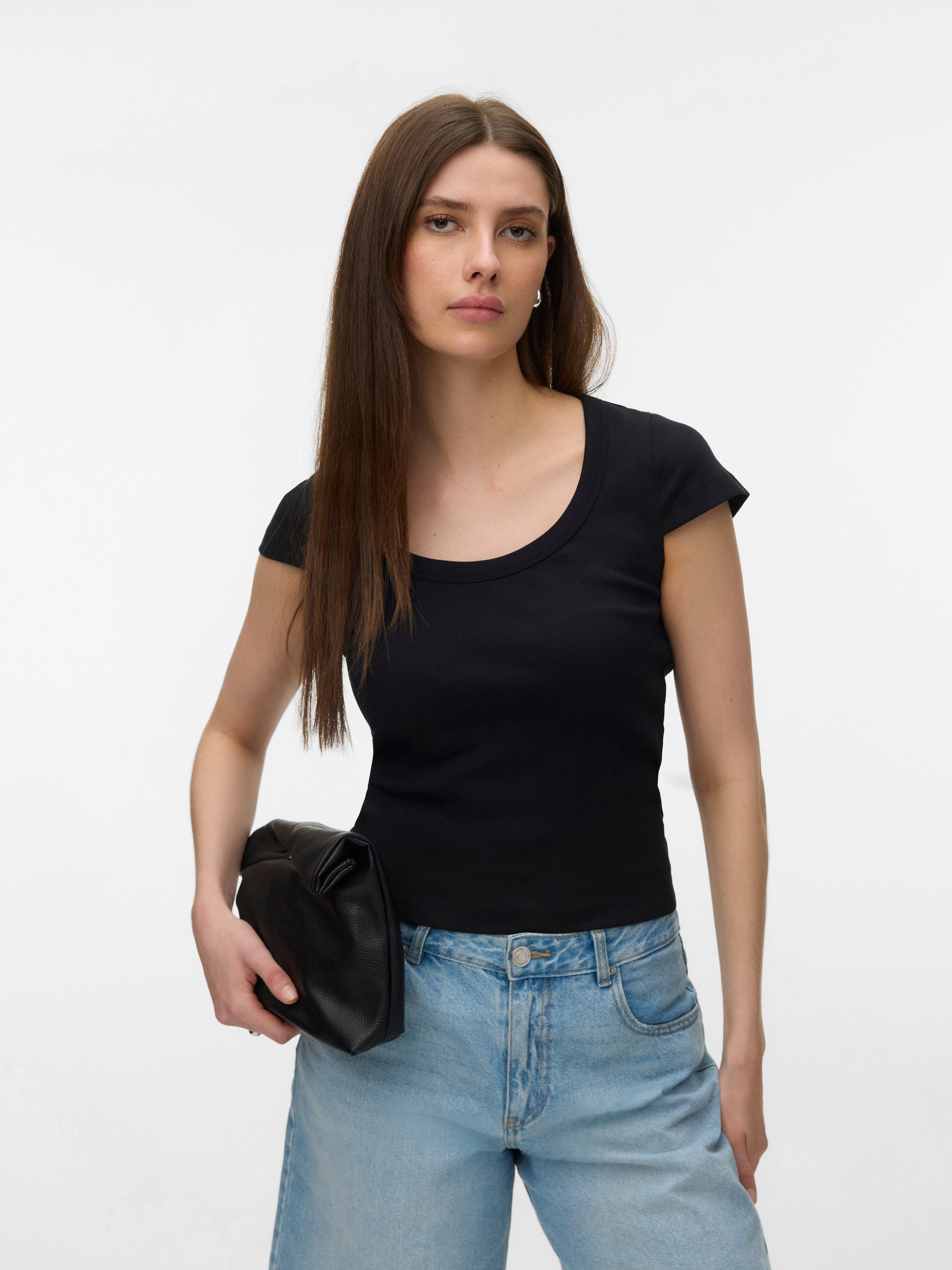 Vero Moda Kurzarmshirt »VMCHLOE CS SHORT U-NECK NOOS« Baumwollmischung