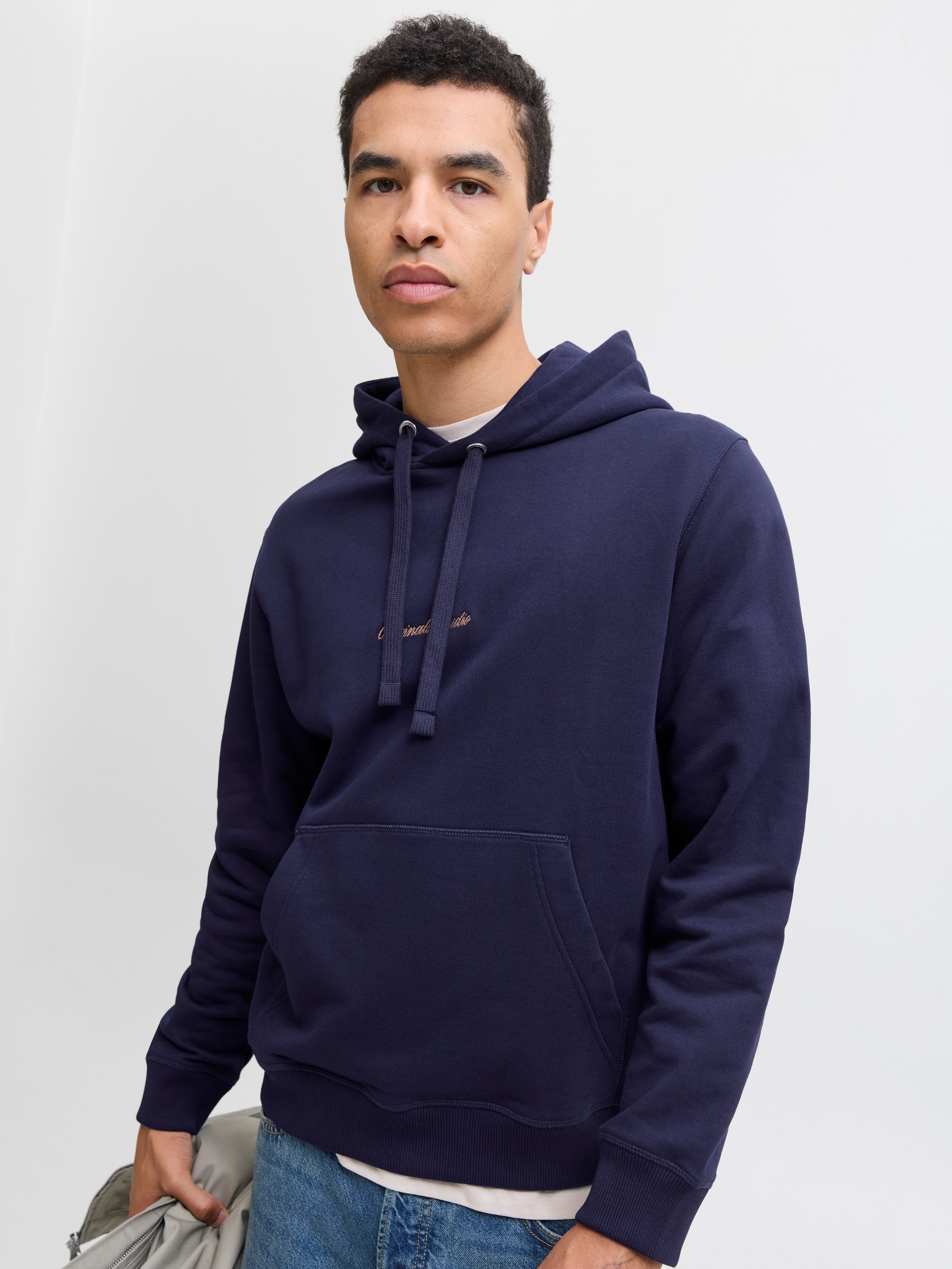 Jack & Jones Kapuzensweatshirt »JORNORREBRO EMB SWEAT HOOD NOOS«, mit Logo Print
