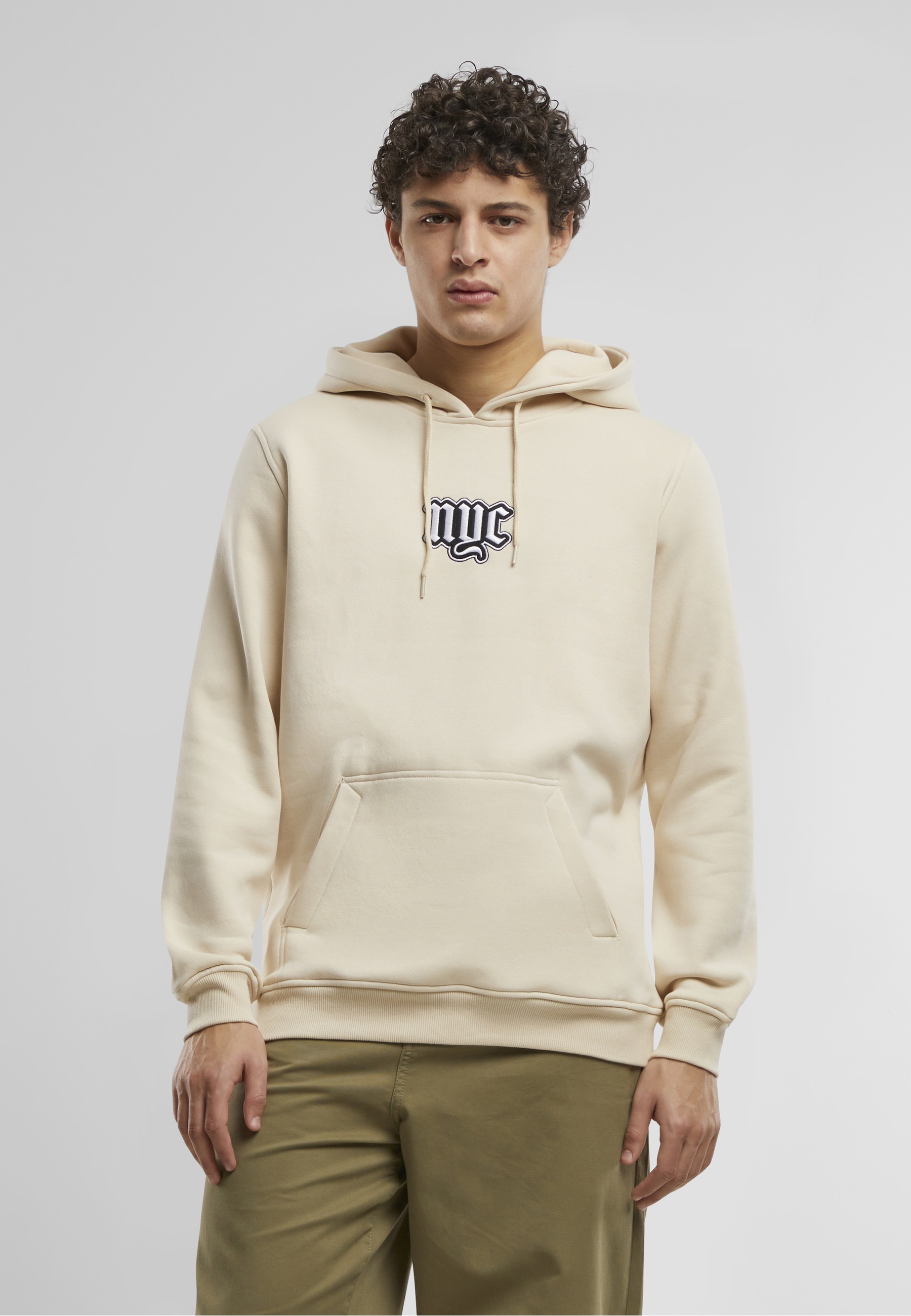 MisterTee Kapuzenpullover »MisterTee NYC Old English Wording Patch Hoody« 1 Stk.